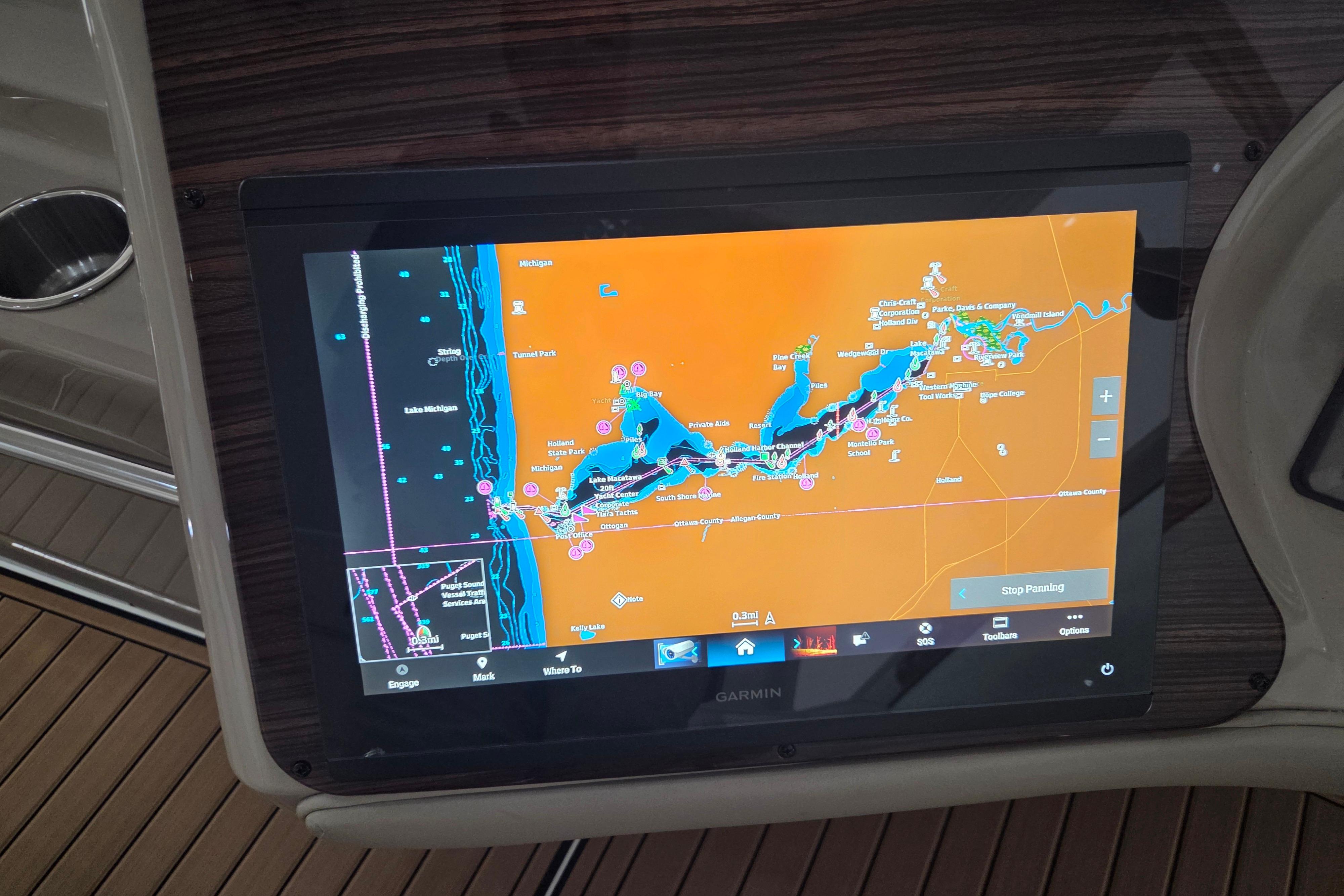 Garmin navigation screen on 2000 Sea Ray Sundancer 540 yacht, displaying detailed nautical map.