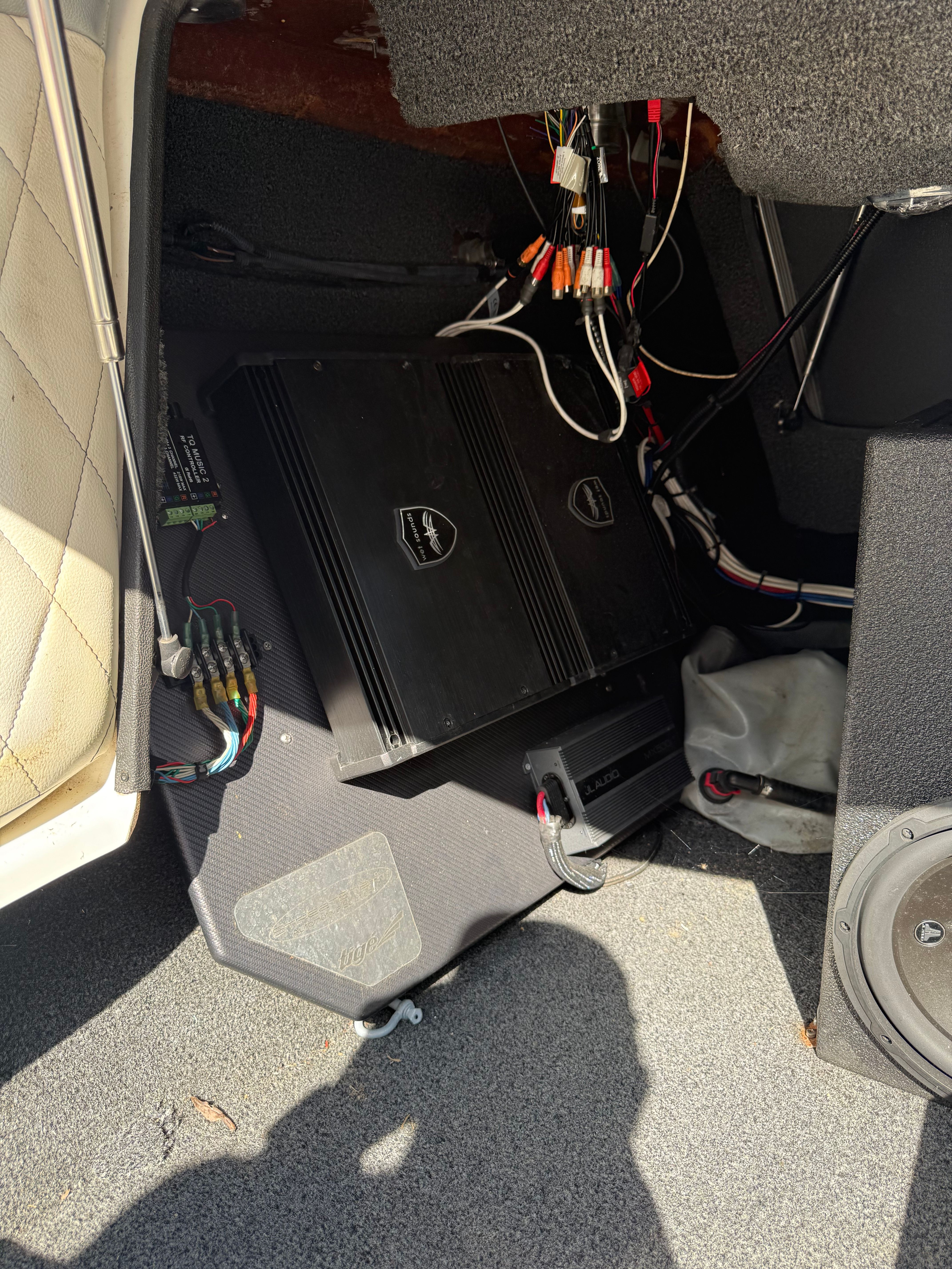 Car audio system with amplifier and wiring, Custom Z3, 2012.