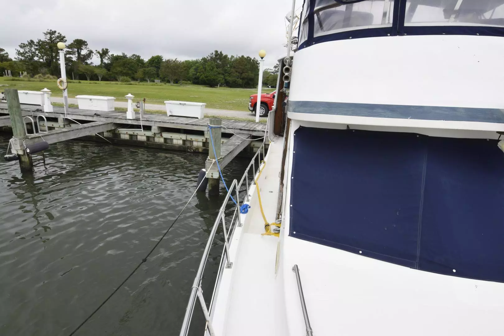 1987 Jefferson Sundeck - Image 56