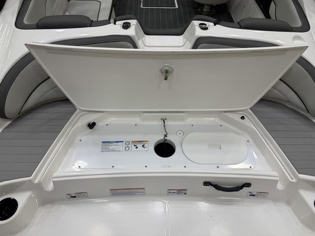 2026 Yamaha Boats AR190 - 4