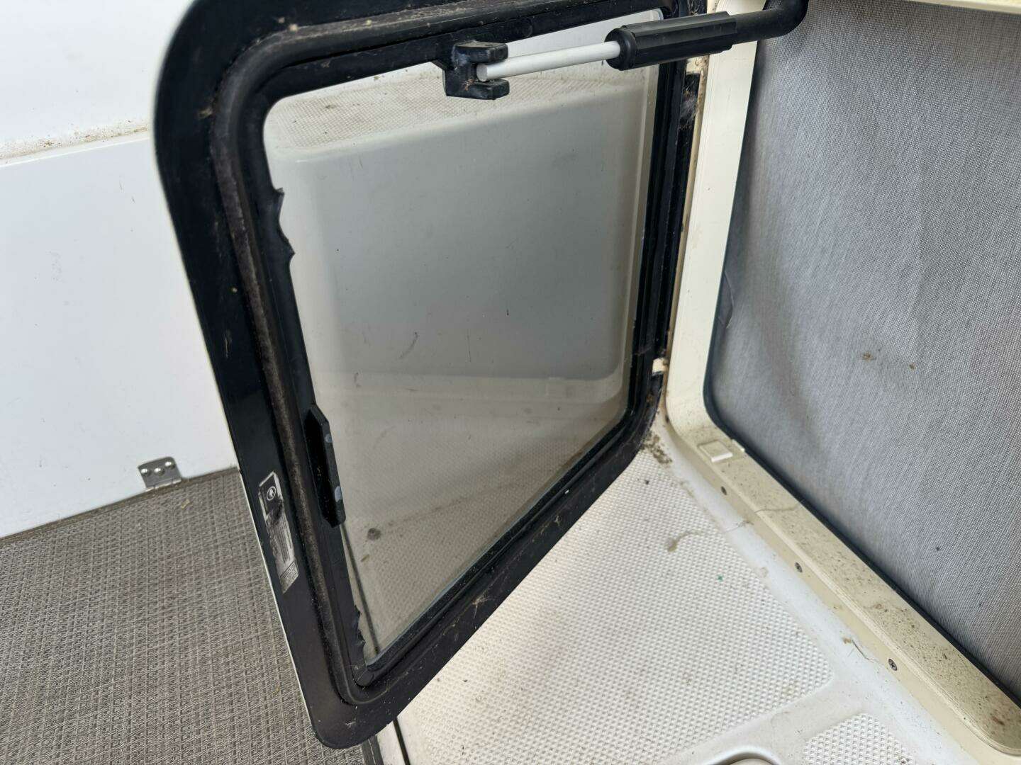 1997 Bayliner 2859 Ciera Express - Image 79