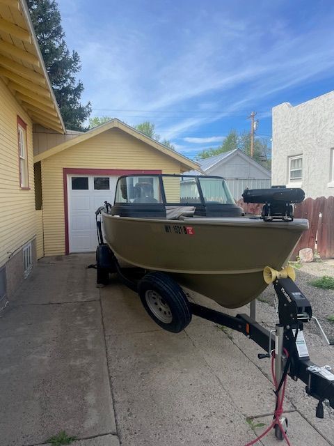 2023 Lund 2000 Alaskan Dual Console