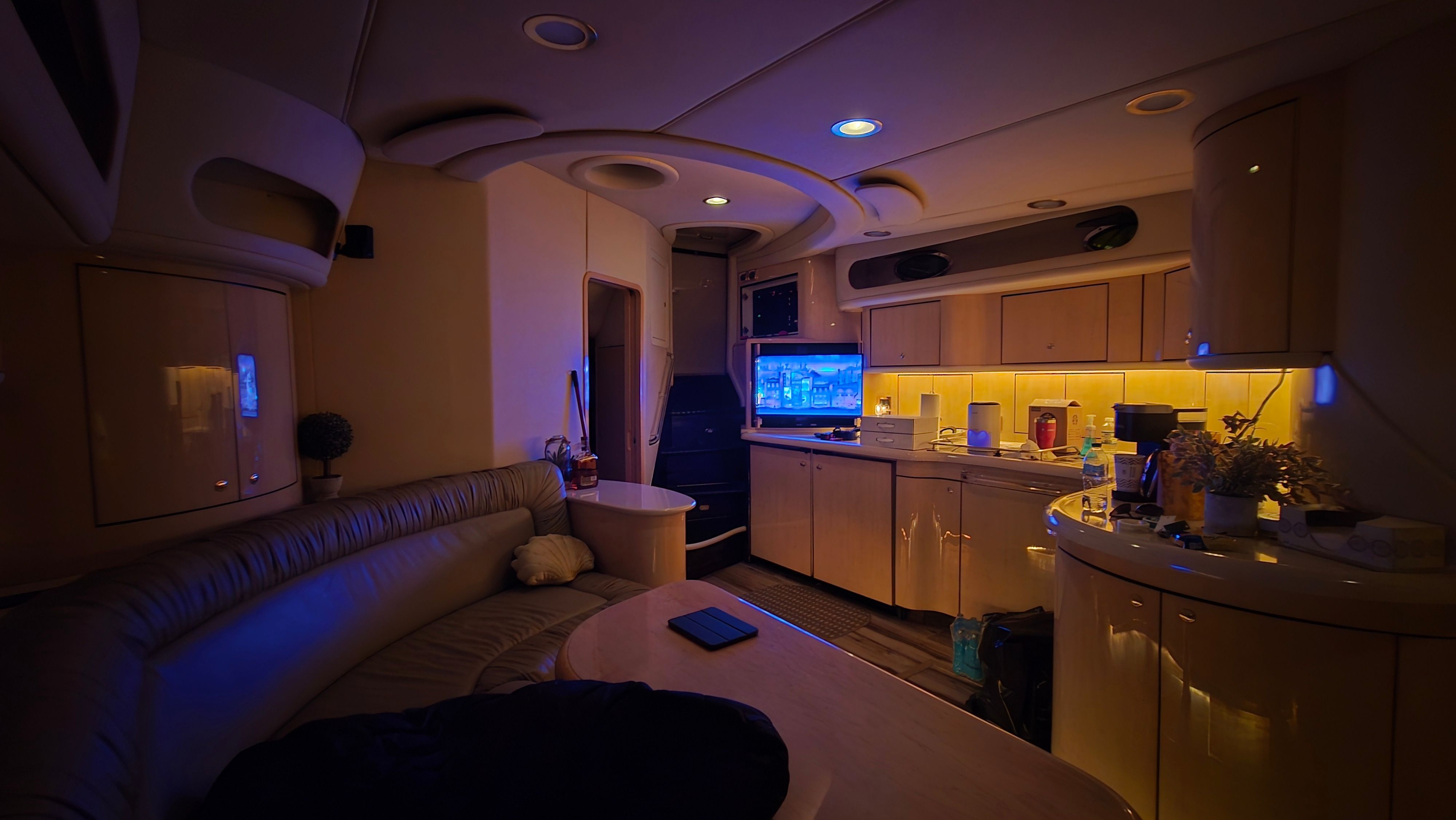1999 Sea Ray 580 Super Sun Sport - 12