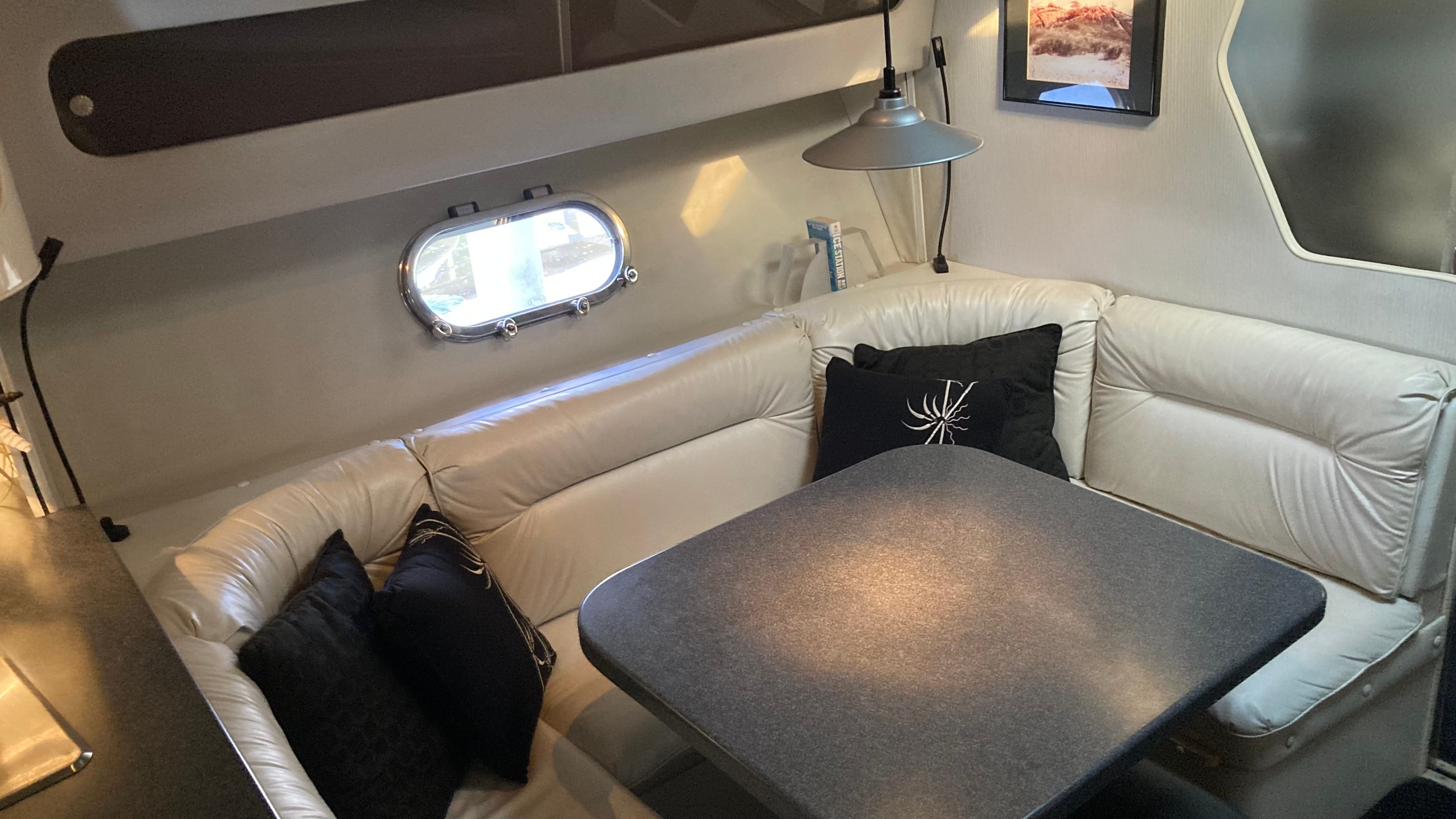 1988 Chris-Craft 41 Amerosport - 20
