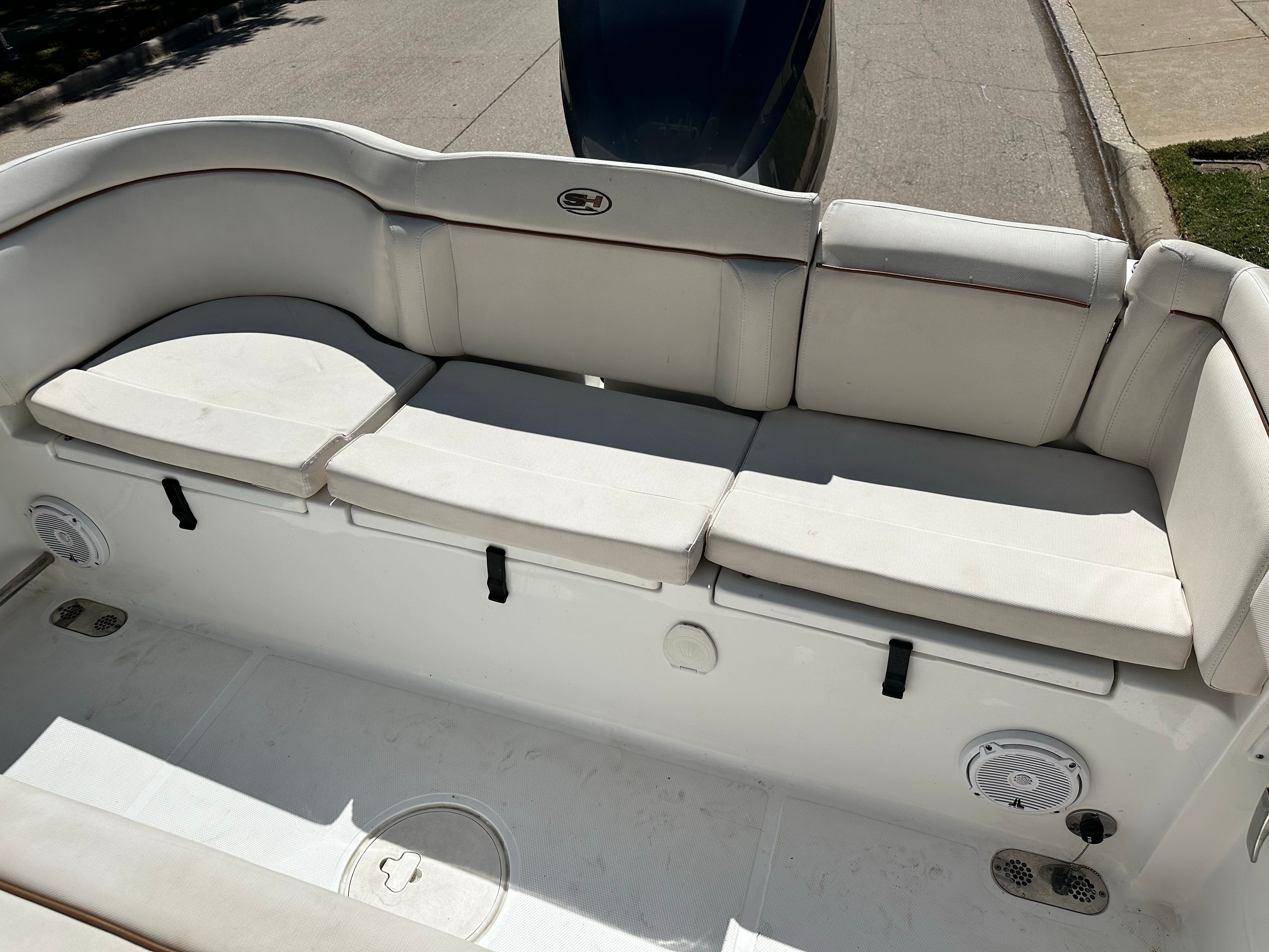 2020 Sea Hunt Ultra 255 SE - 12