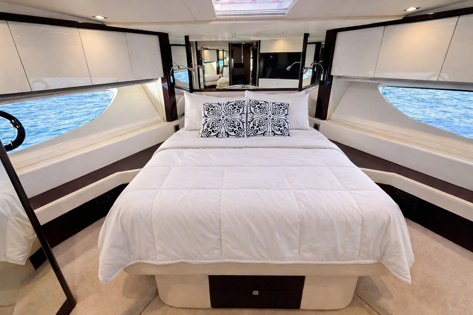 2019 Sunseeker 76 YACHT - Image 37