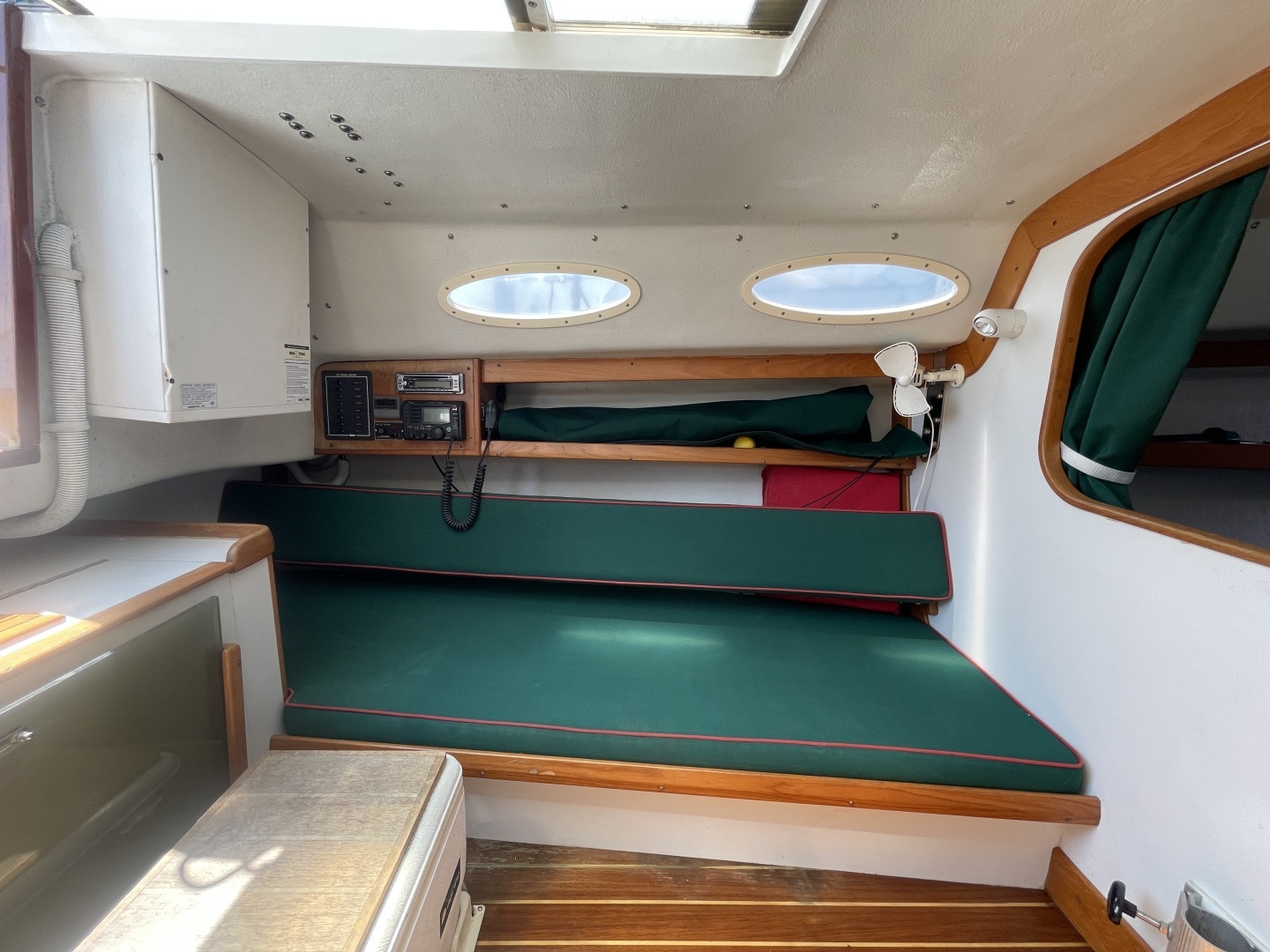 2006 Alerion Express 28 - Image 27