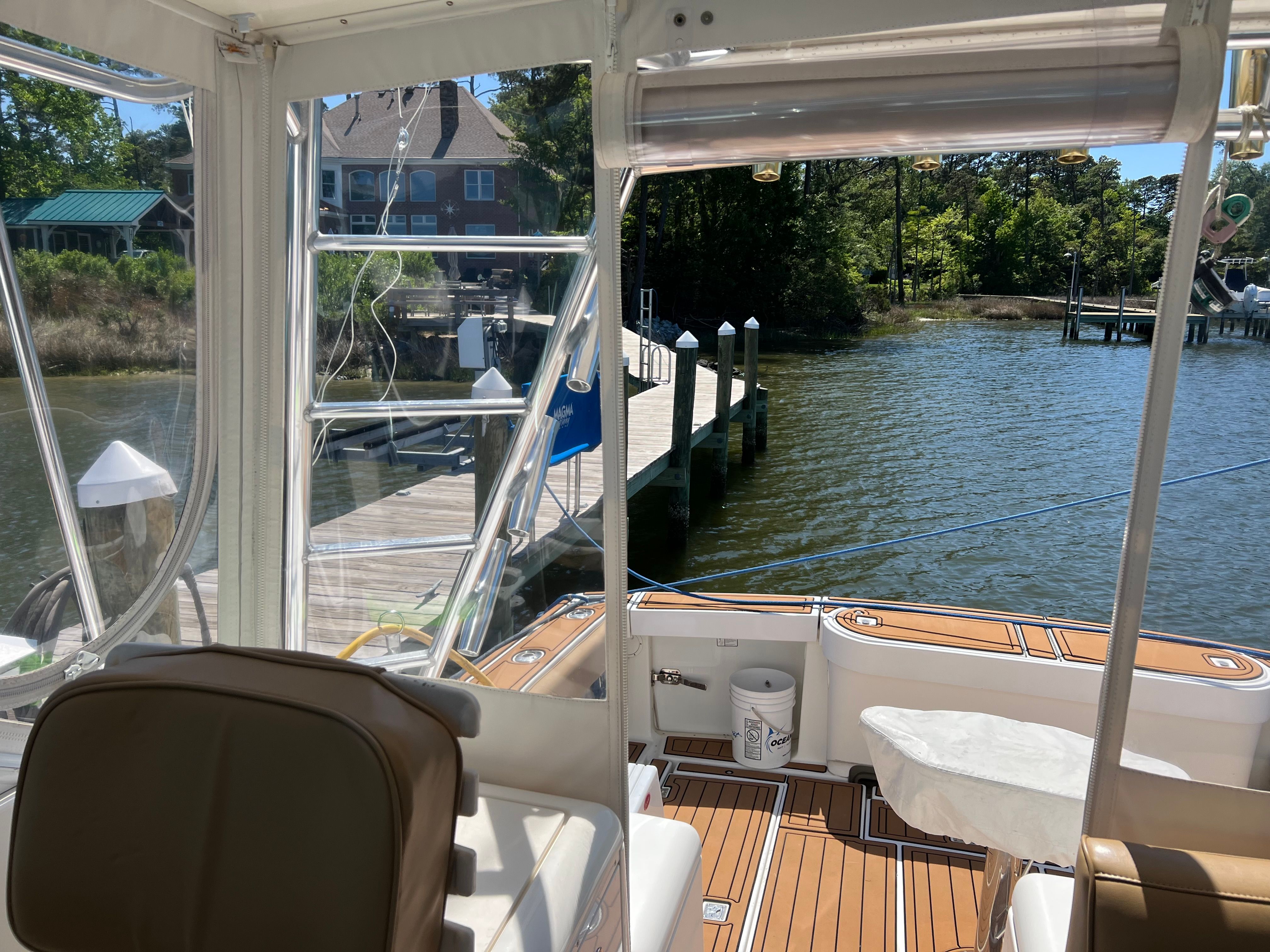 2004 Rampage 38 Express - 16
