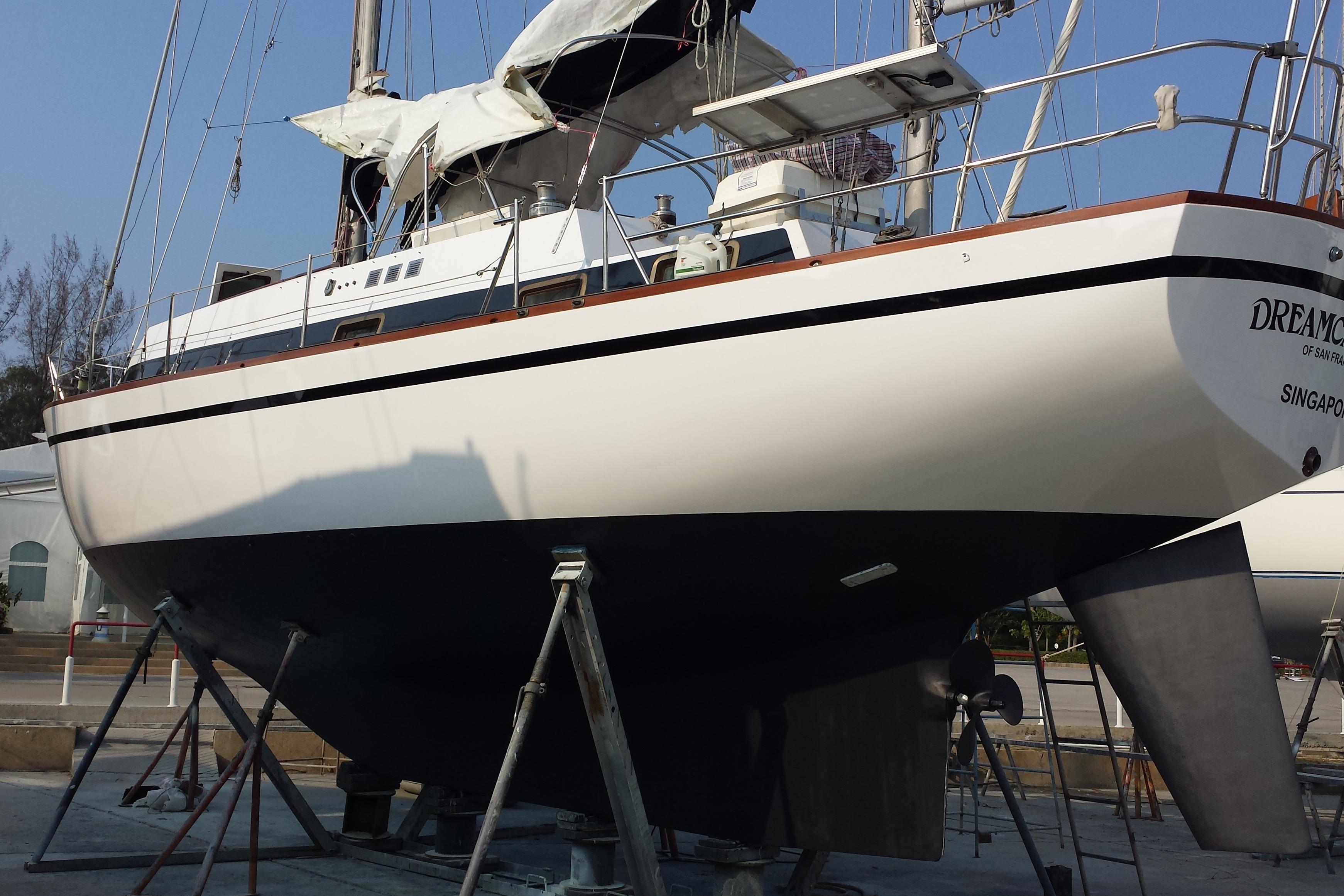 1976 CAL 3-46 FT Center Cockpit Ketch on stands, Singapore marina.