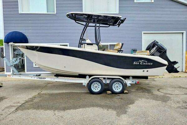 2023 Sea Chaser 22 HFC