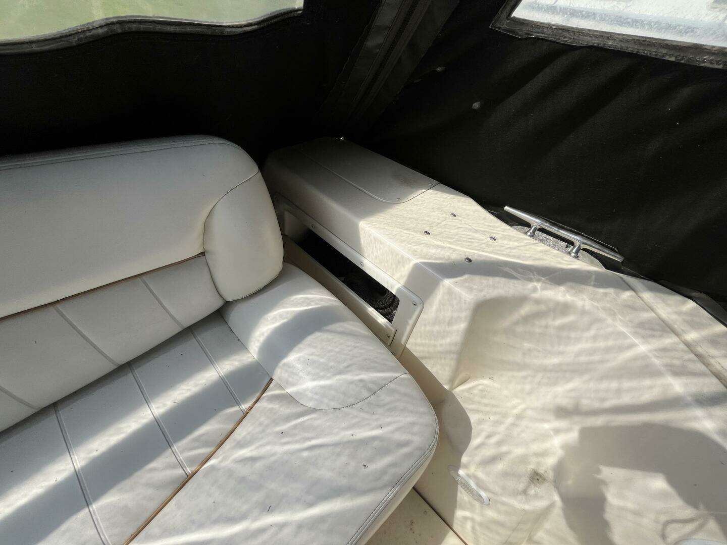 2000 Rinker Fiesta Vee 340 - Image 14