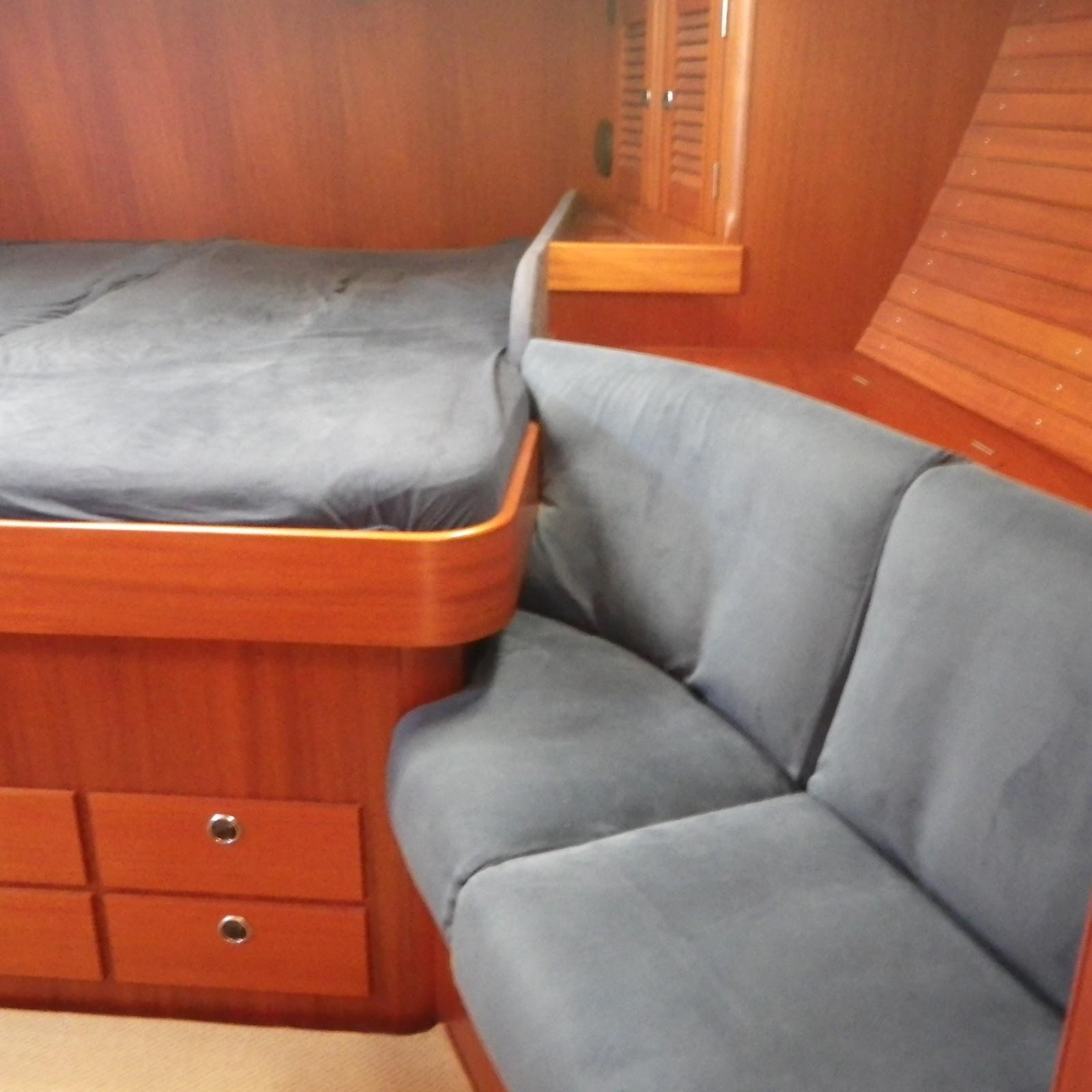 HALLBERG-RASSY 53