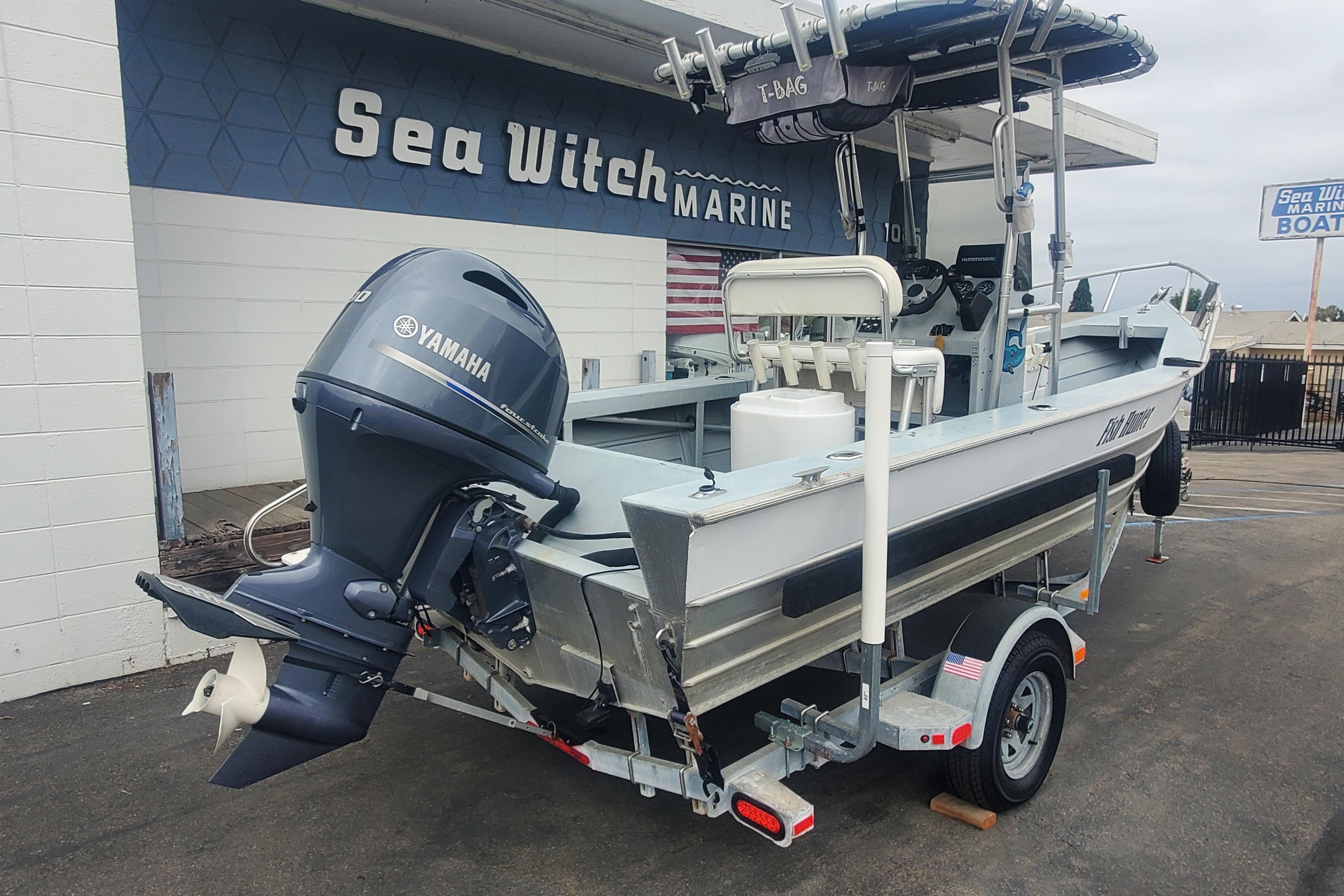 2017 Klamath Bayrunner 19 Baja boat with Yamaha outboard at Sea Witch Marine.