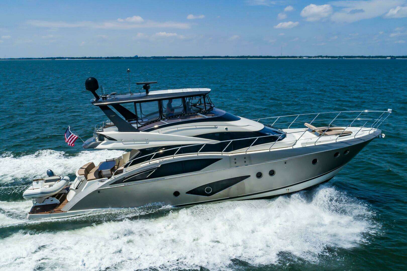 2013 Marquis 63 Sport Yacht - Image 6