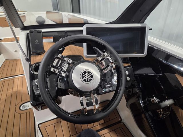 2026 Yamaha Boats 222SD - 19