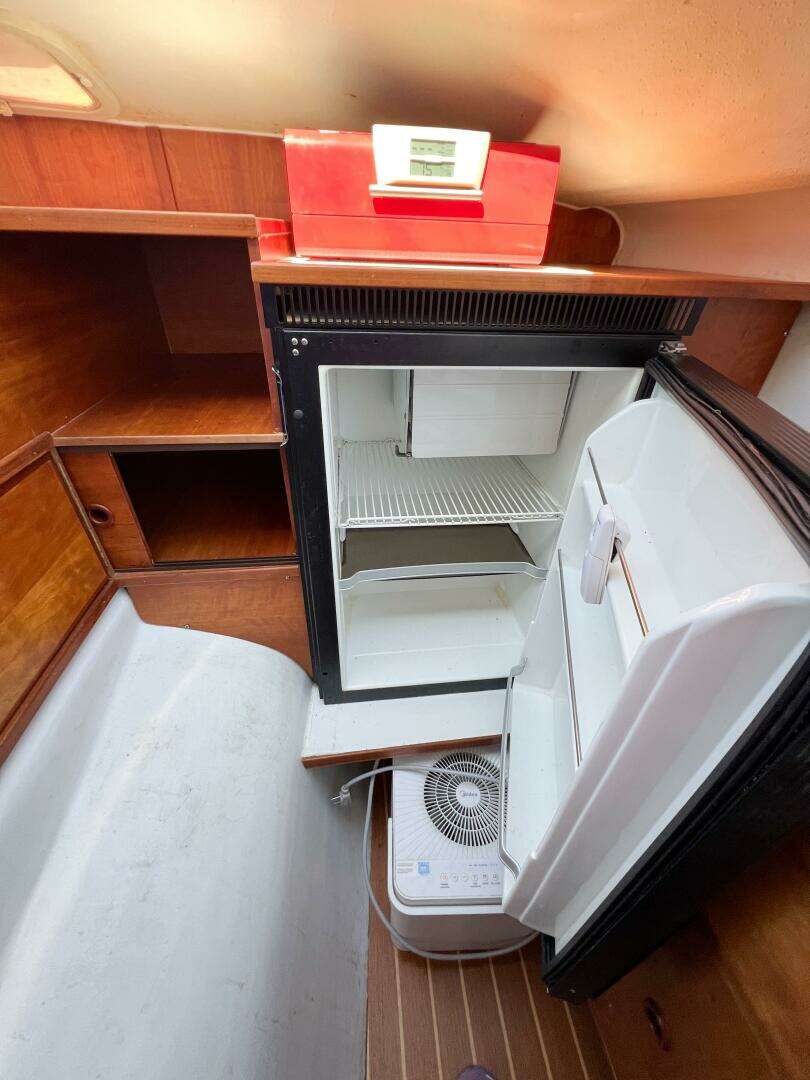 2012 TomCat 9.70 S - Image 46