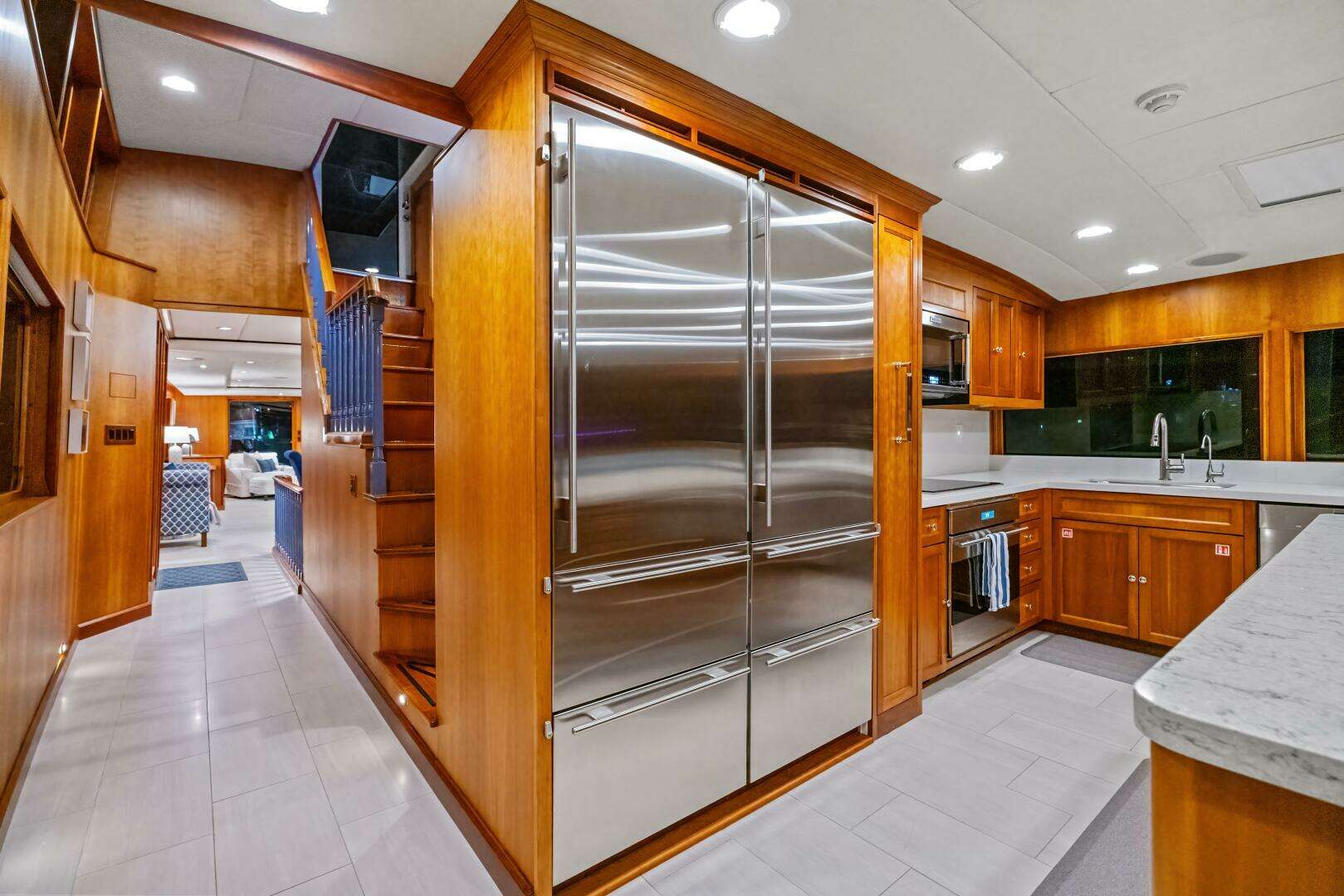 1998 Burger Raised Pilothouse - Image 10
