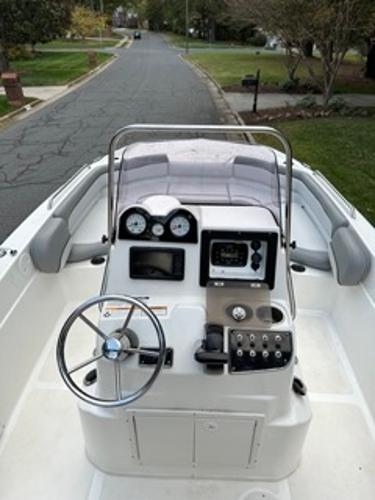 2021 NauticStar 211 Hybrid - 5