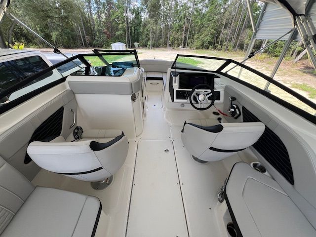 2023 Sea Ray SPX 230 - 5