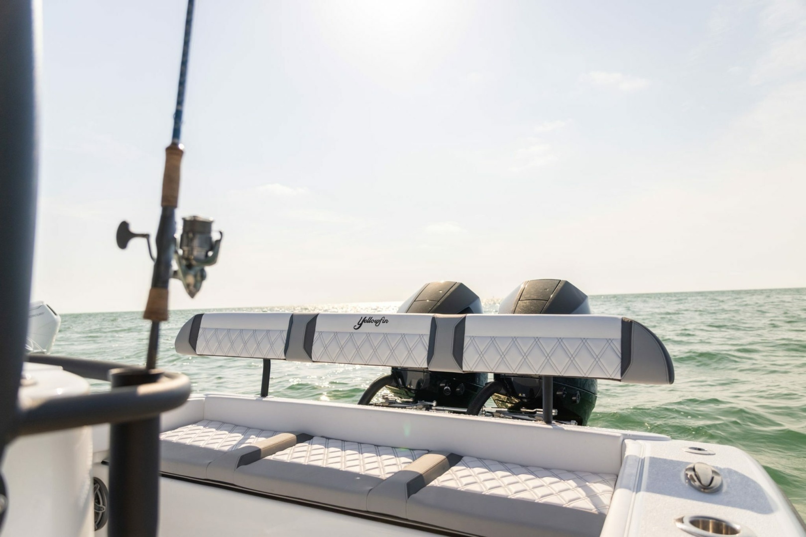 2027 Yellowfin 26 Hybrid - Image 3