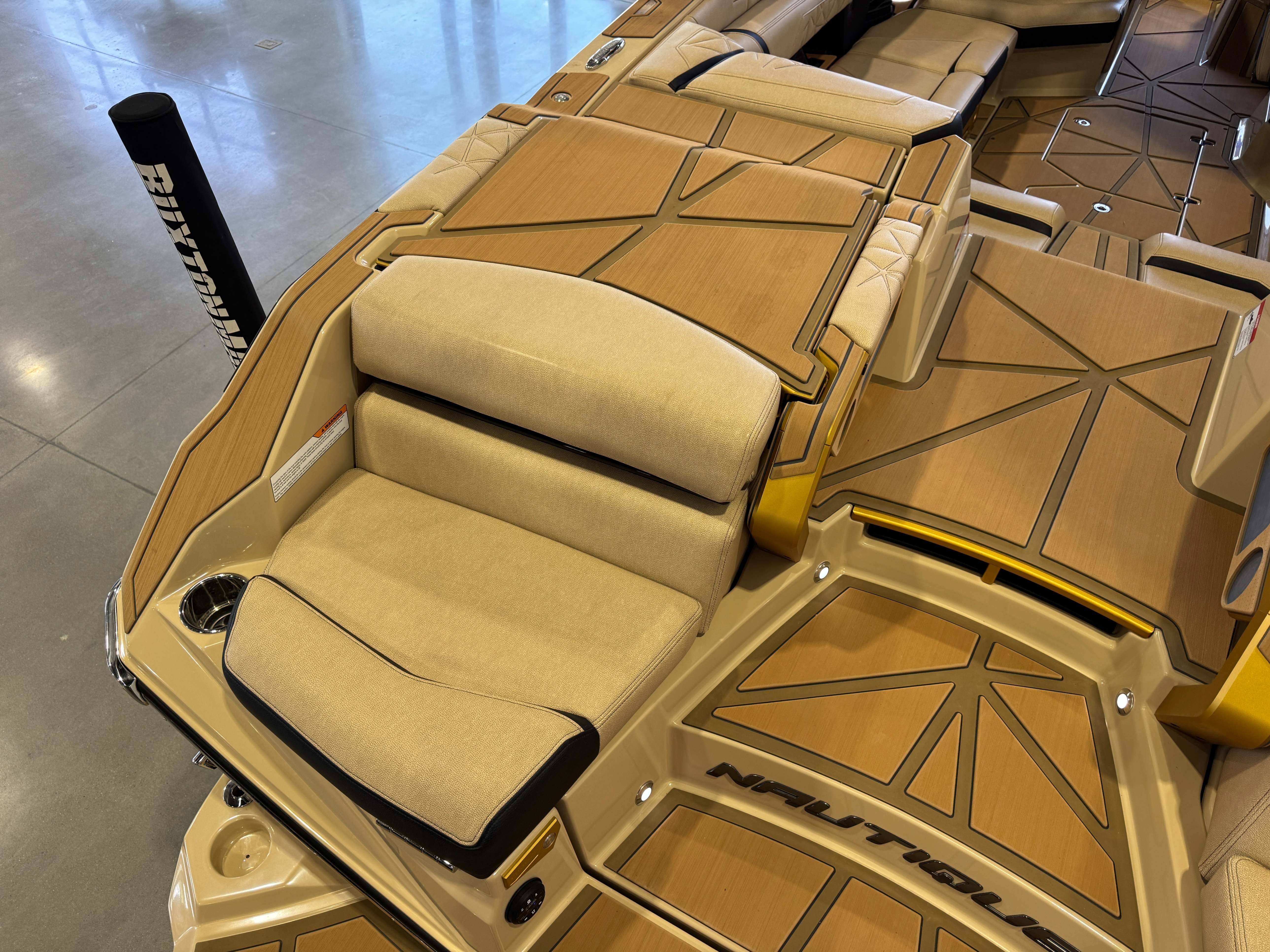 2025 Nautique Super Air Nautique G23 Paragon - 12