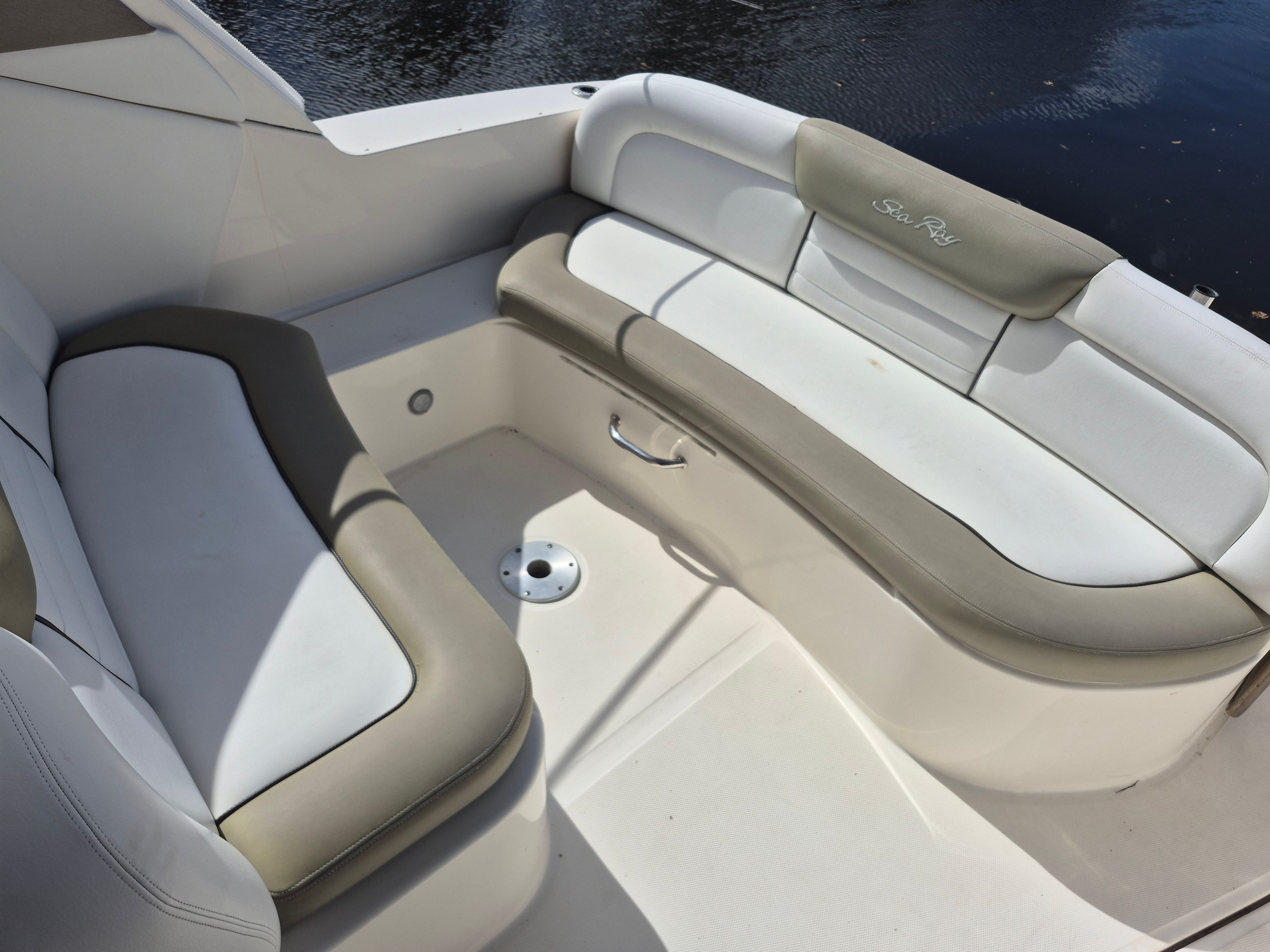 2007 Sea Ray Sundancer 310 - 9