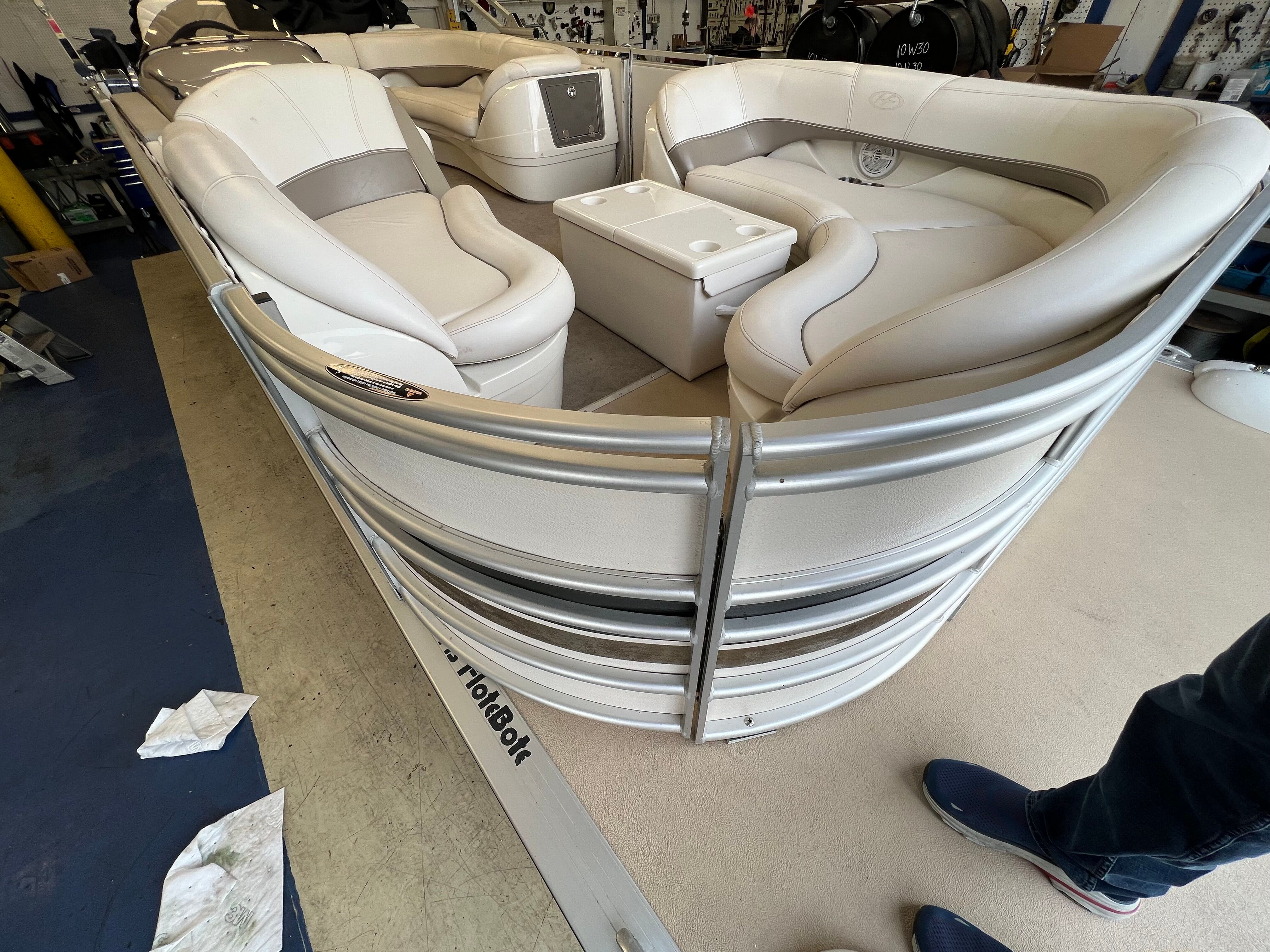 2007 HARRIS 230 ROYAL HERITAGE - Image 17