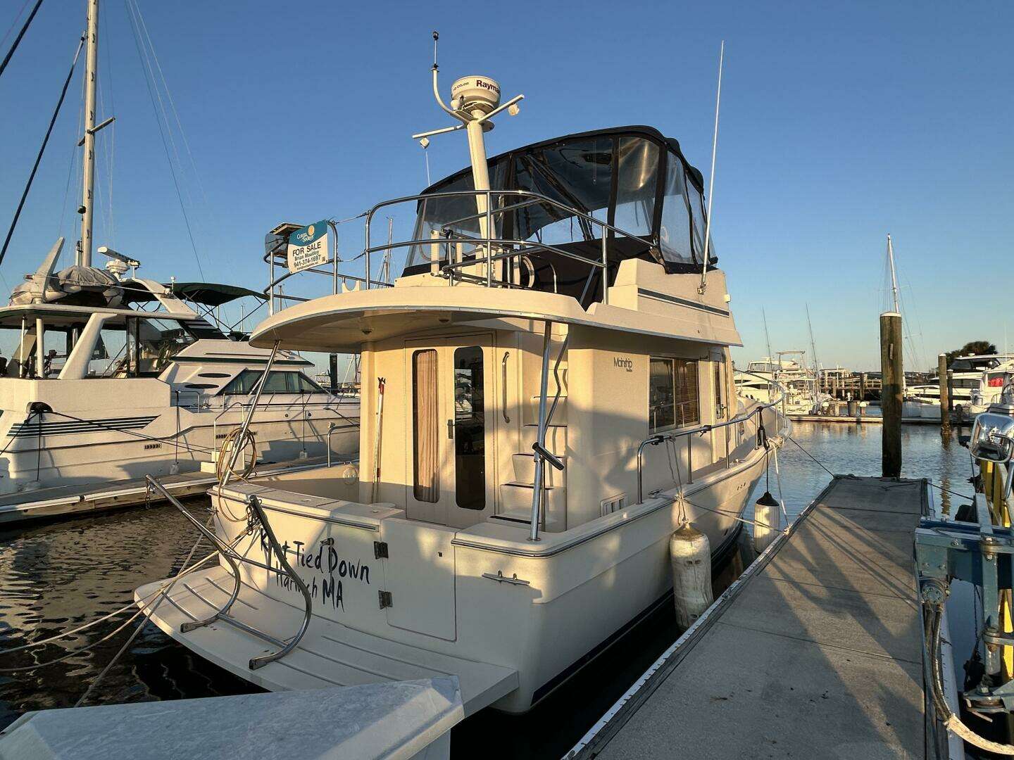 2005 Mainship — - Image 44