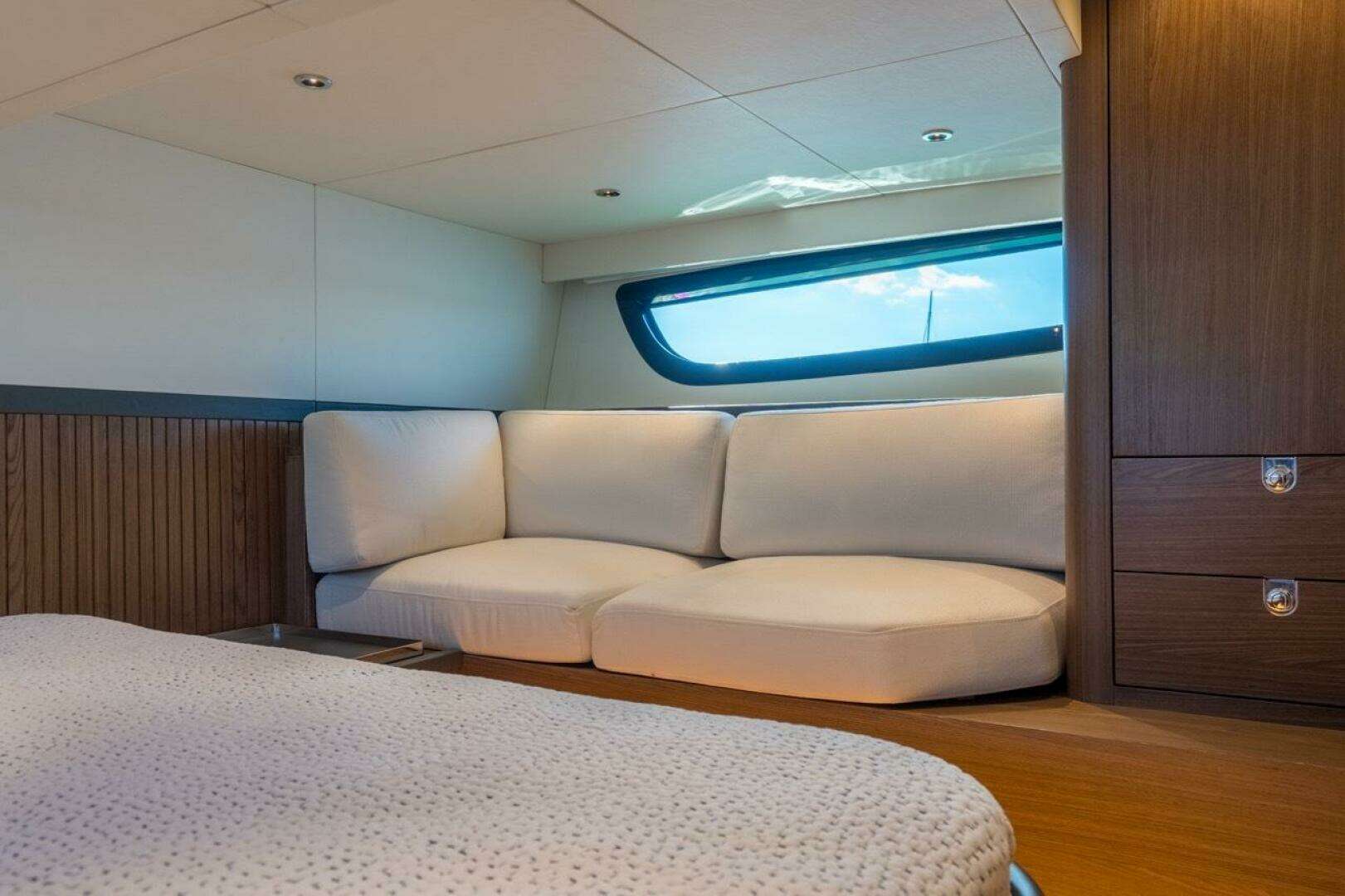 2026 ECLIPSE 505 Shadow - Image 27