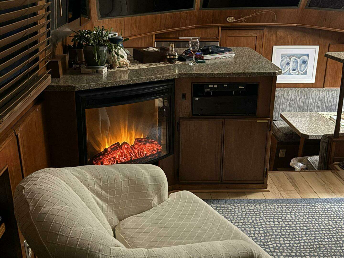 1989 Atlantic 47 Motor Yacht - Image 10