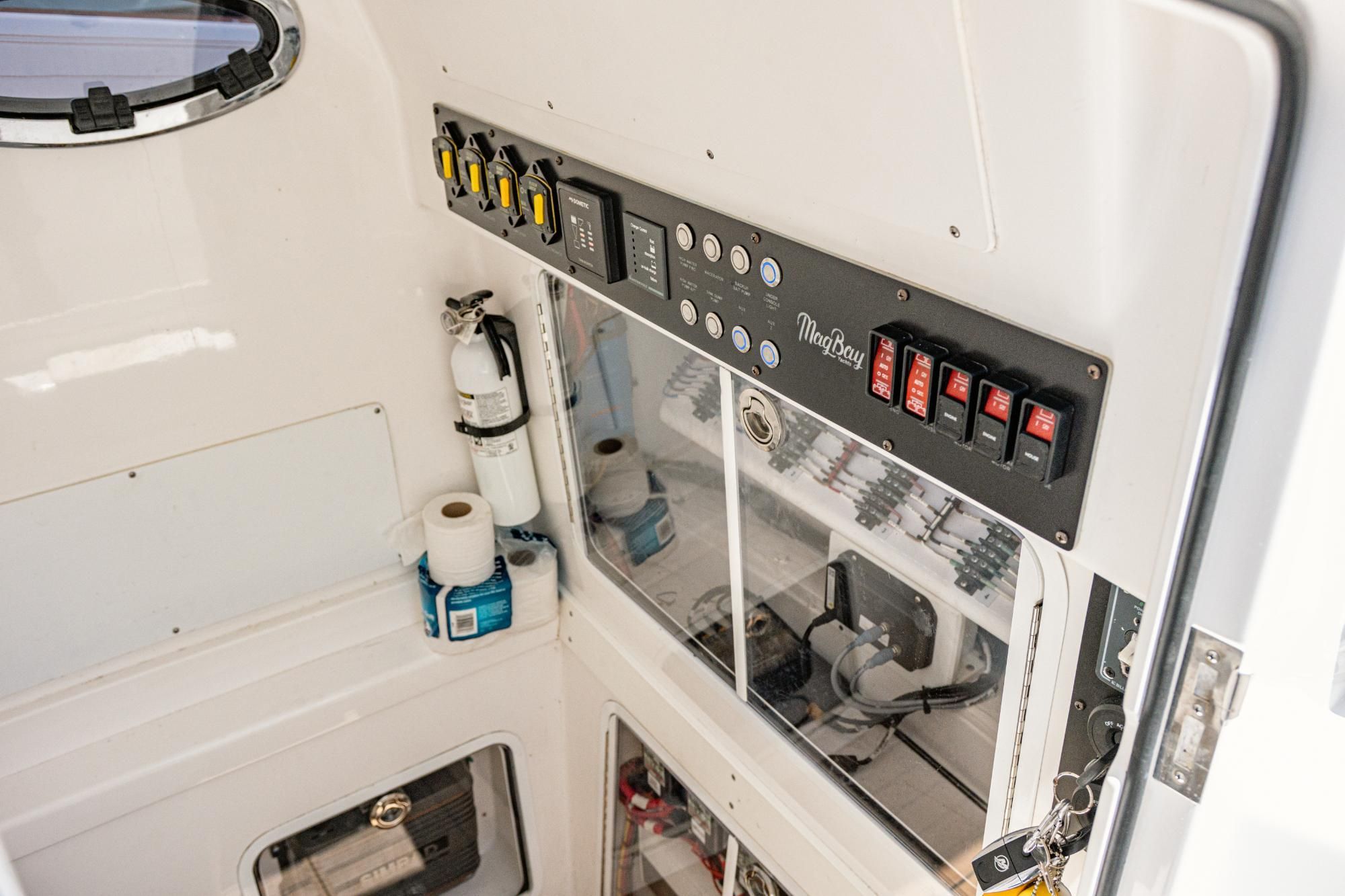 2019 Mag Bay 33 CC - 132