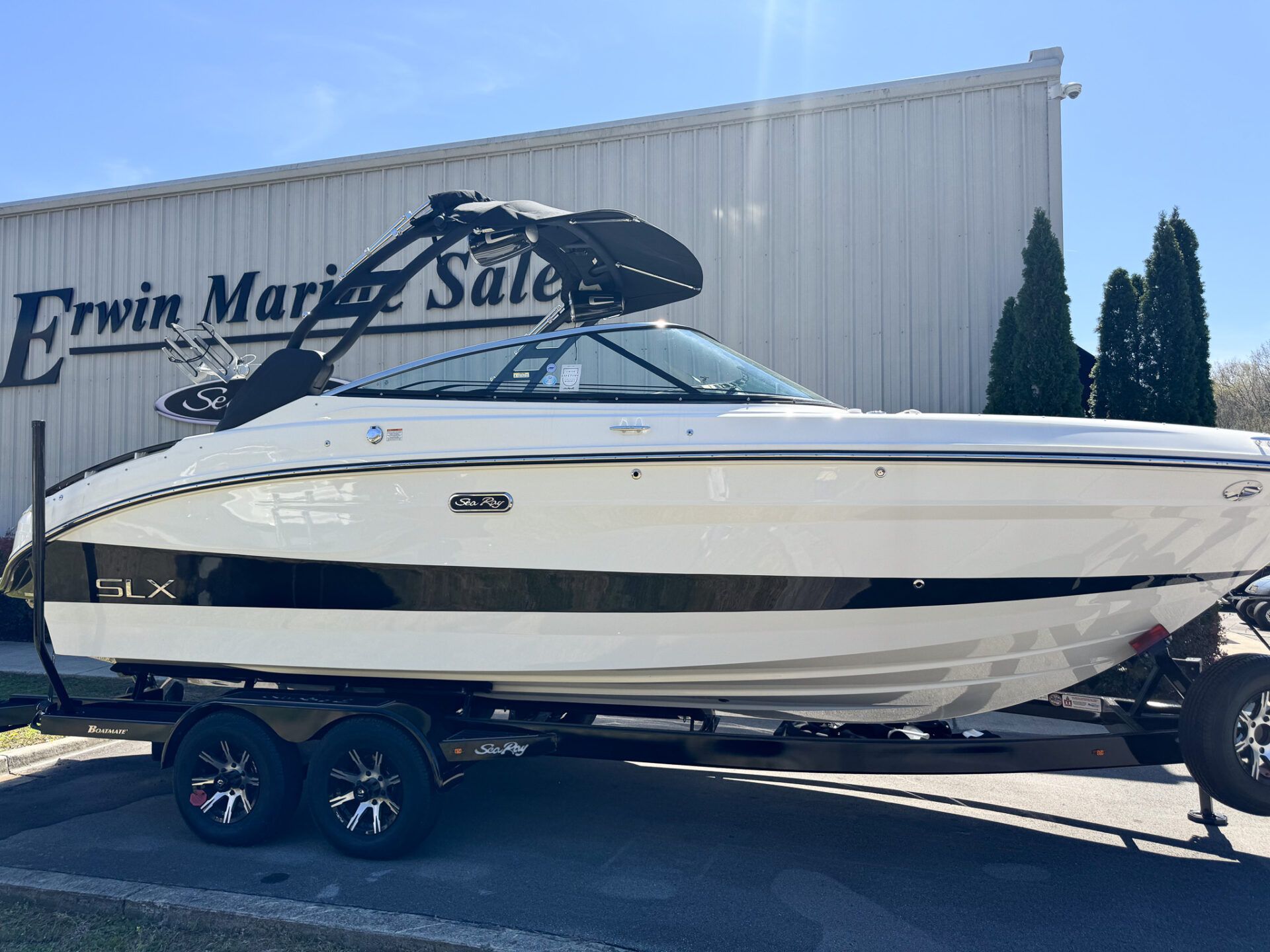 2023 Sea Ray SXS 260 SURF