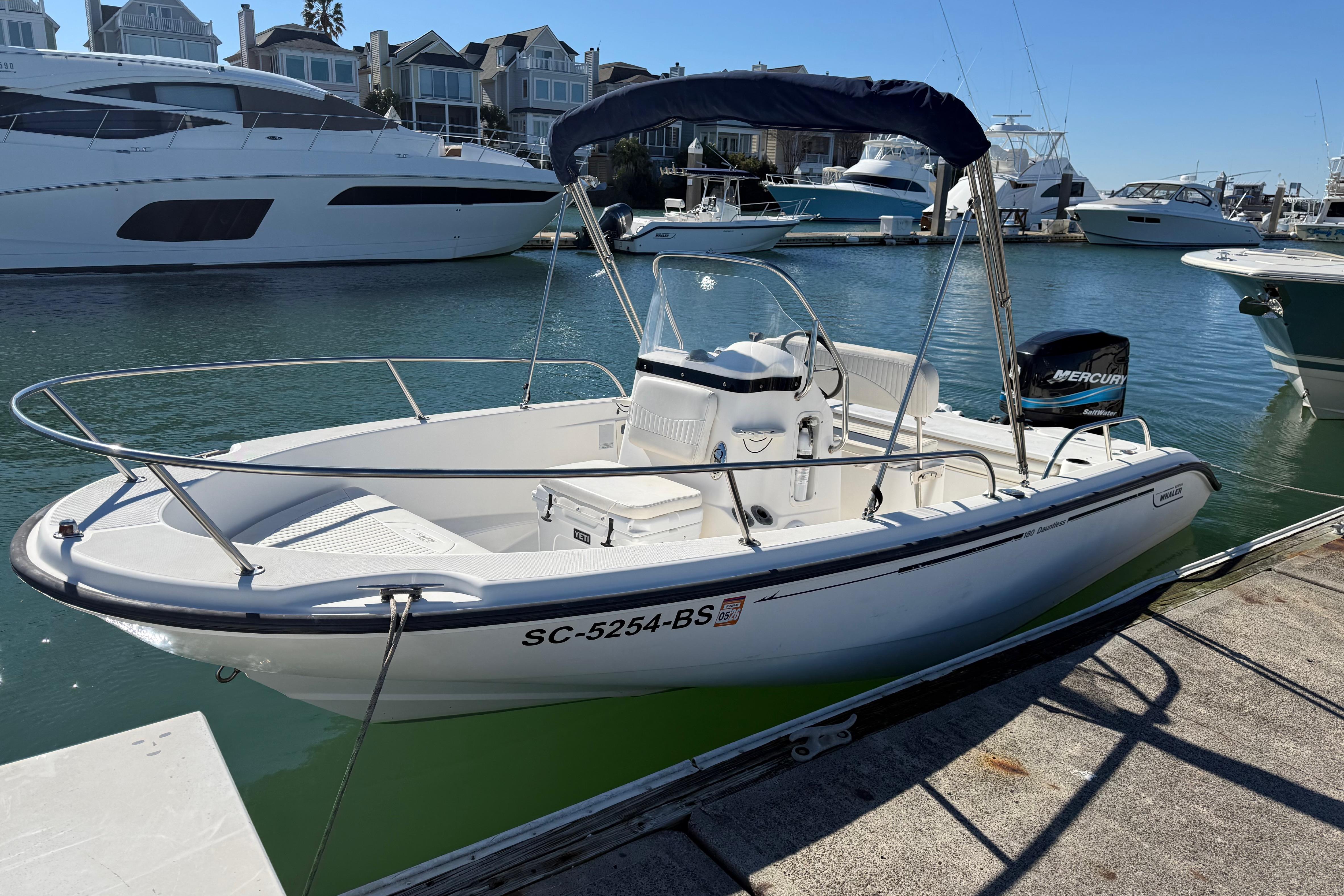 2006 Boston Whaler 180 Dauntless