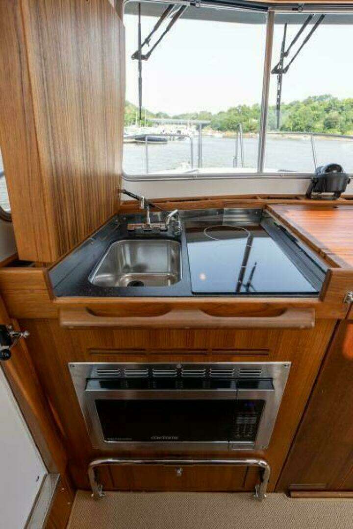 2027 Targa 32 - Image 32