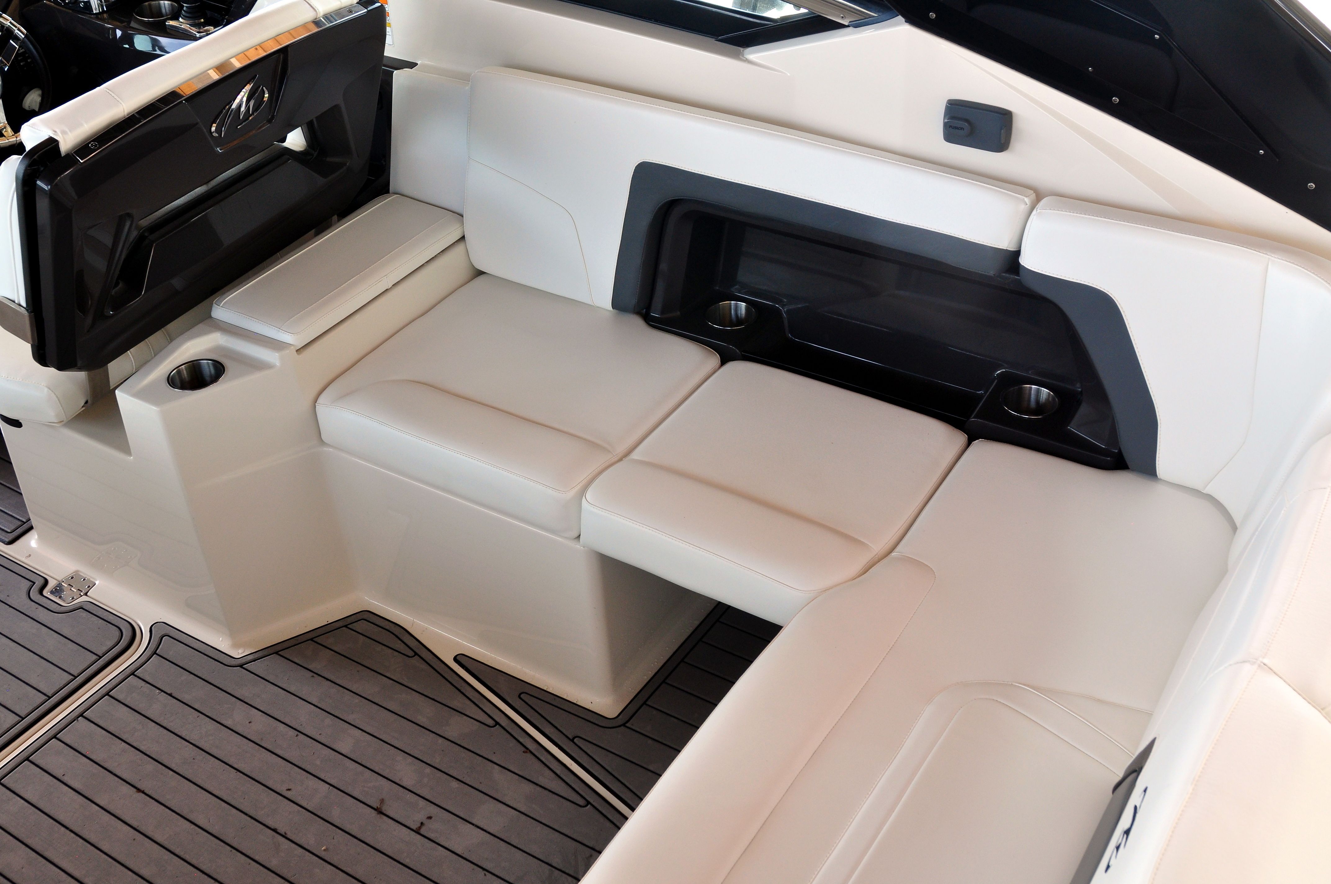 2014 Monterey 328SS Super Sport - 51