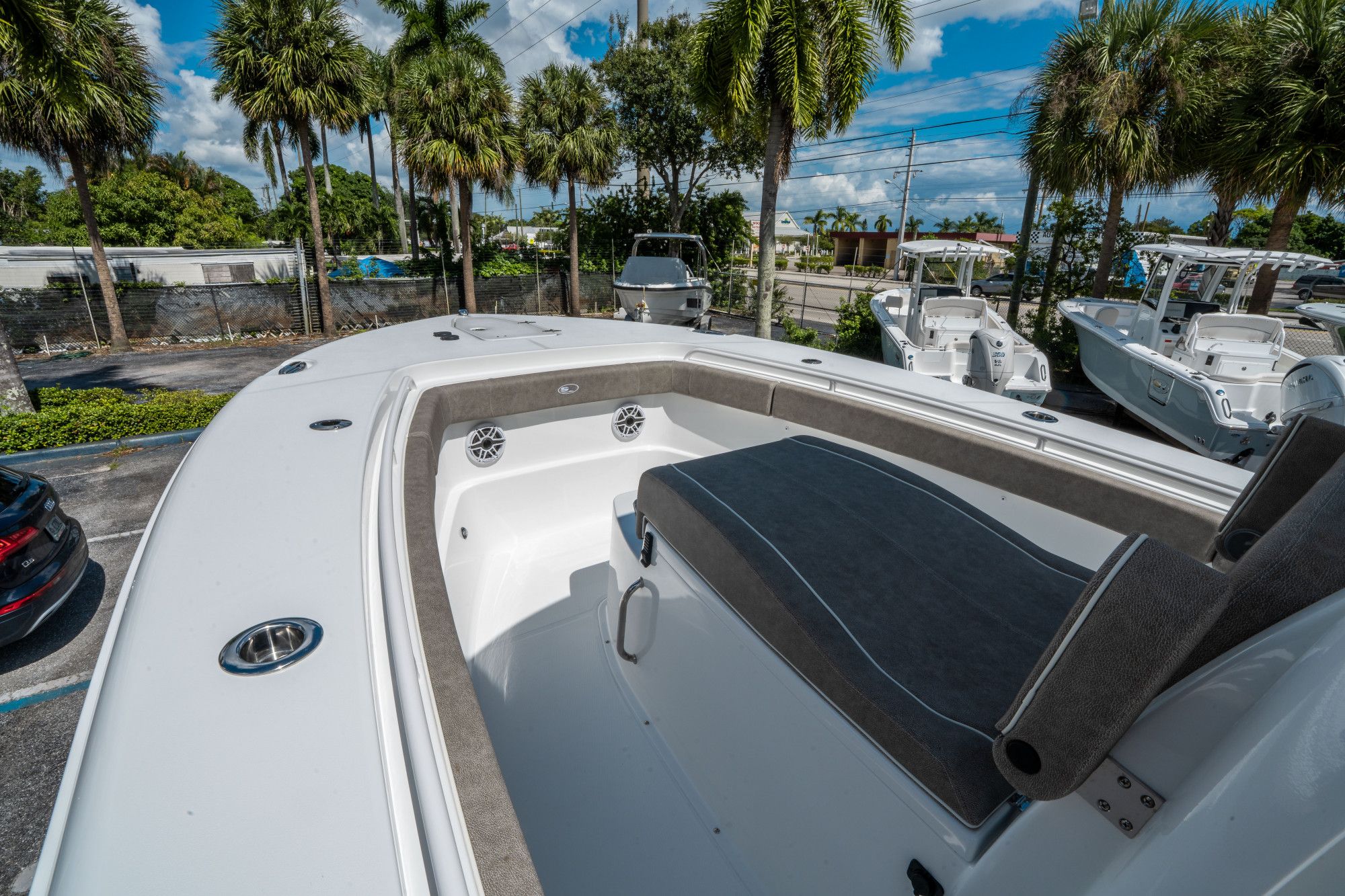 2026 Sea Hunt Ultra 275 CB - 24