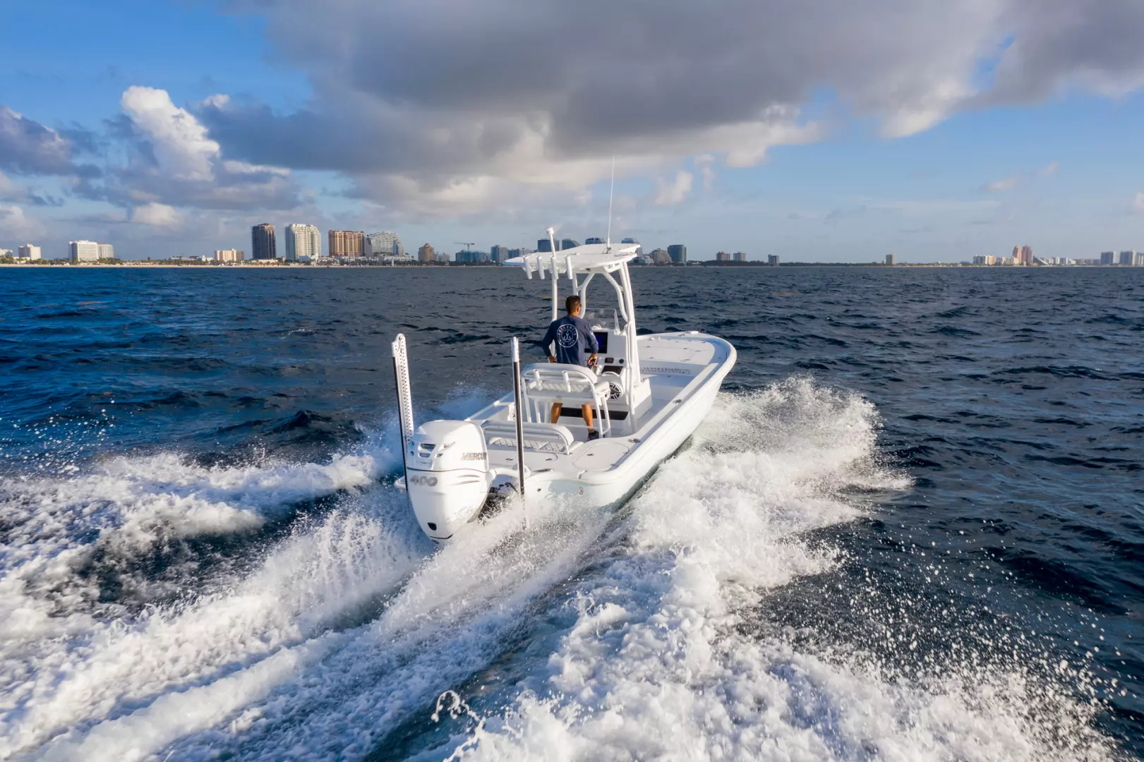 2026 Yellowfin 24 Bay CE - Image 8