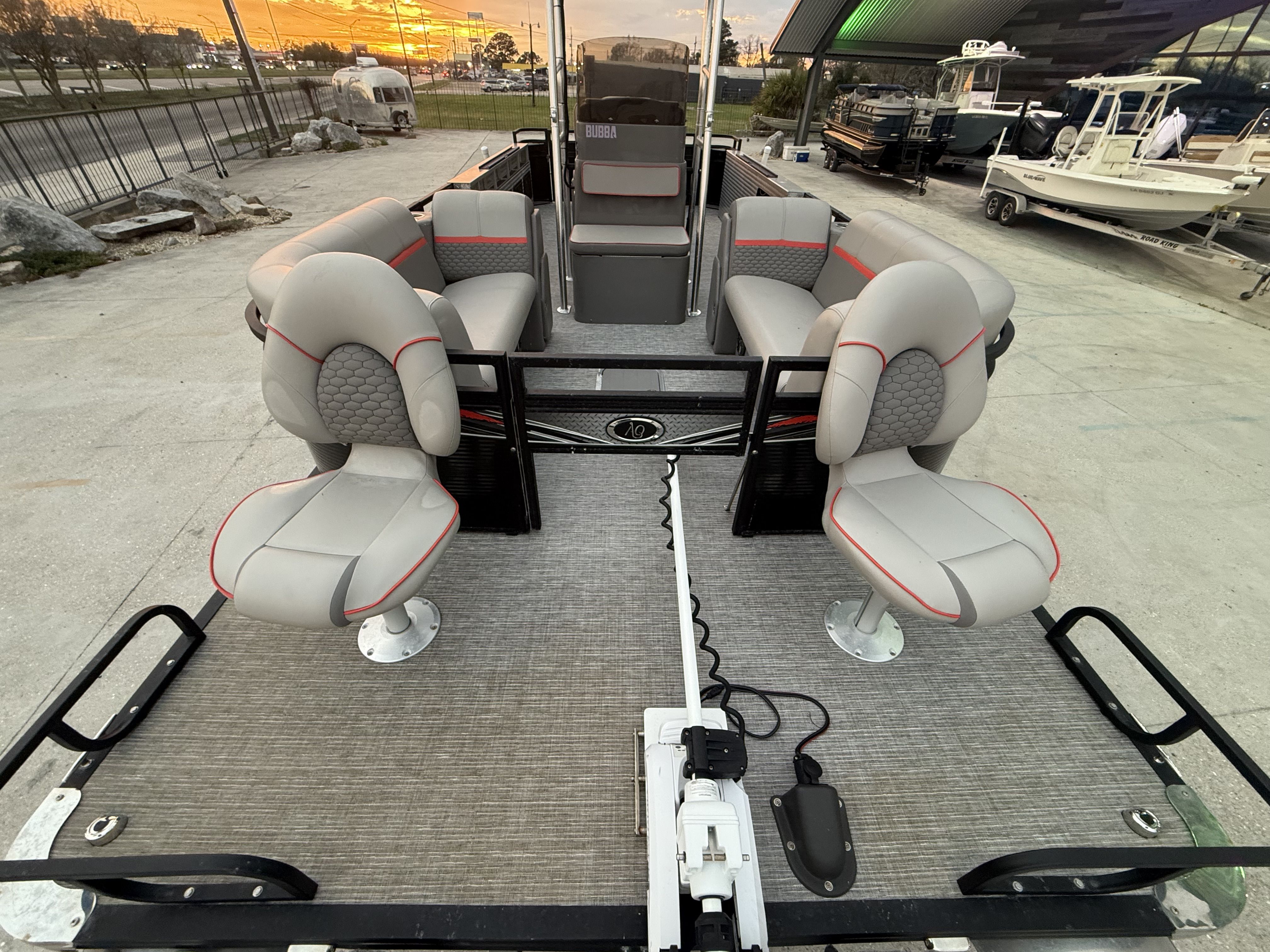 2022 Apex 8524 Pro Fish N Cruise - 8