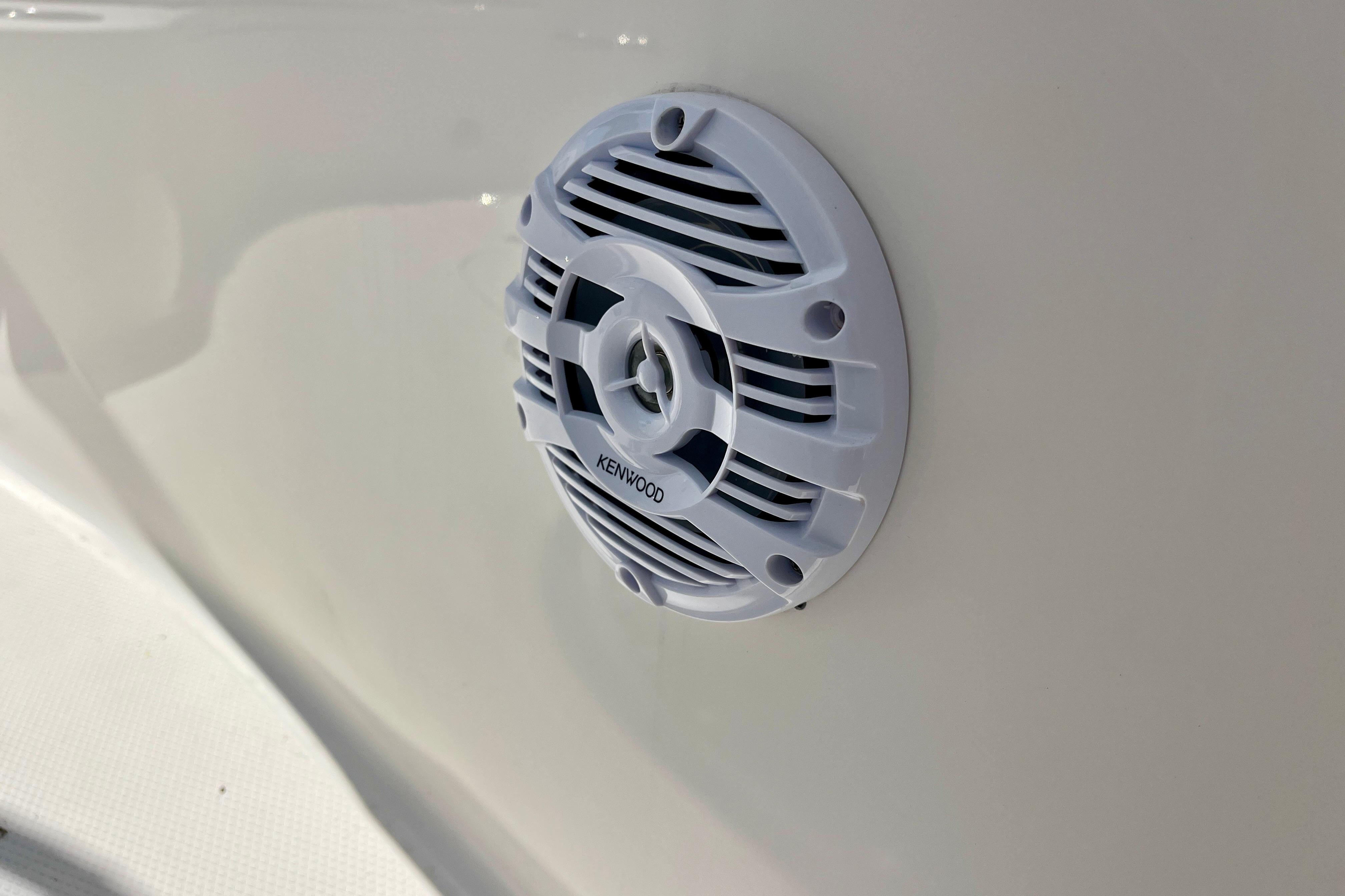 Kenwood speaker on 2016 Robalo R222 Center Console boat.
