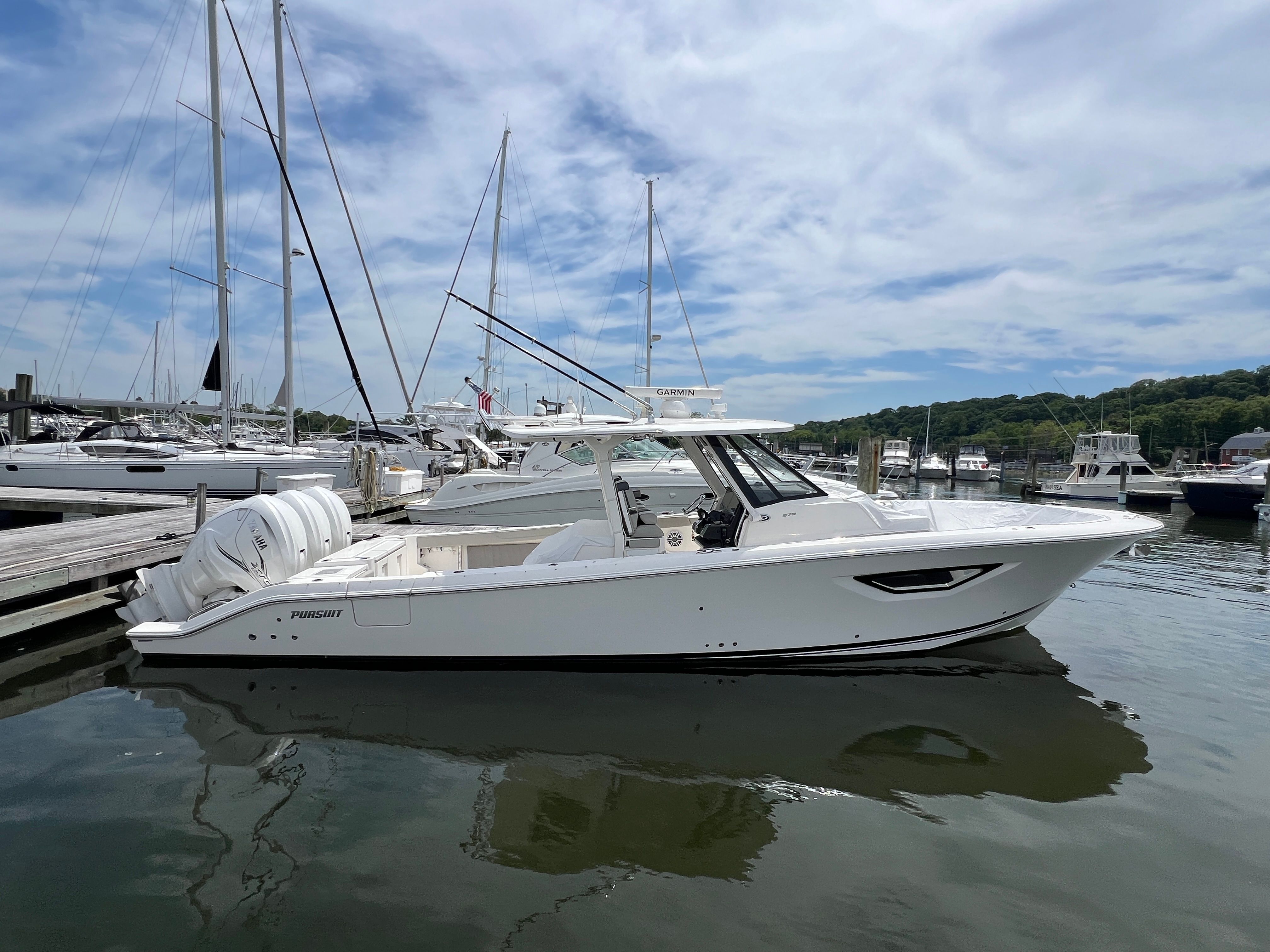 2023 Pursuit S378