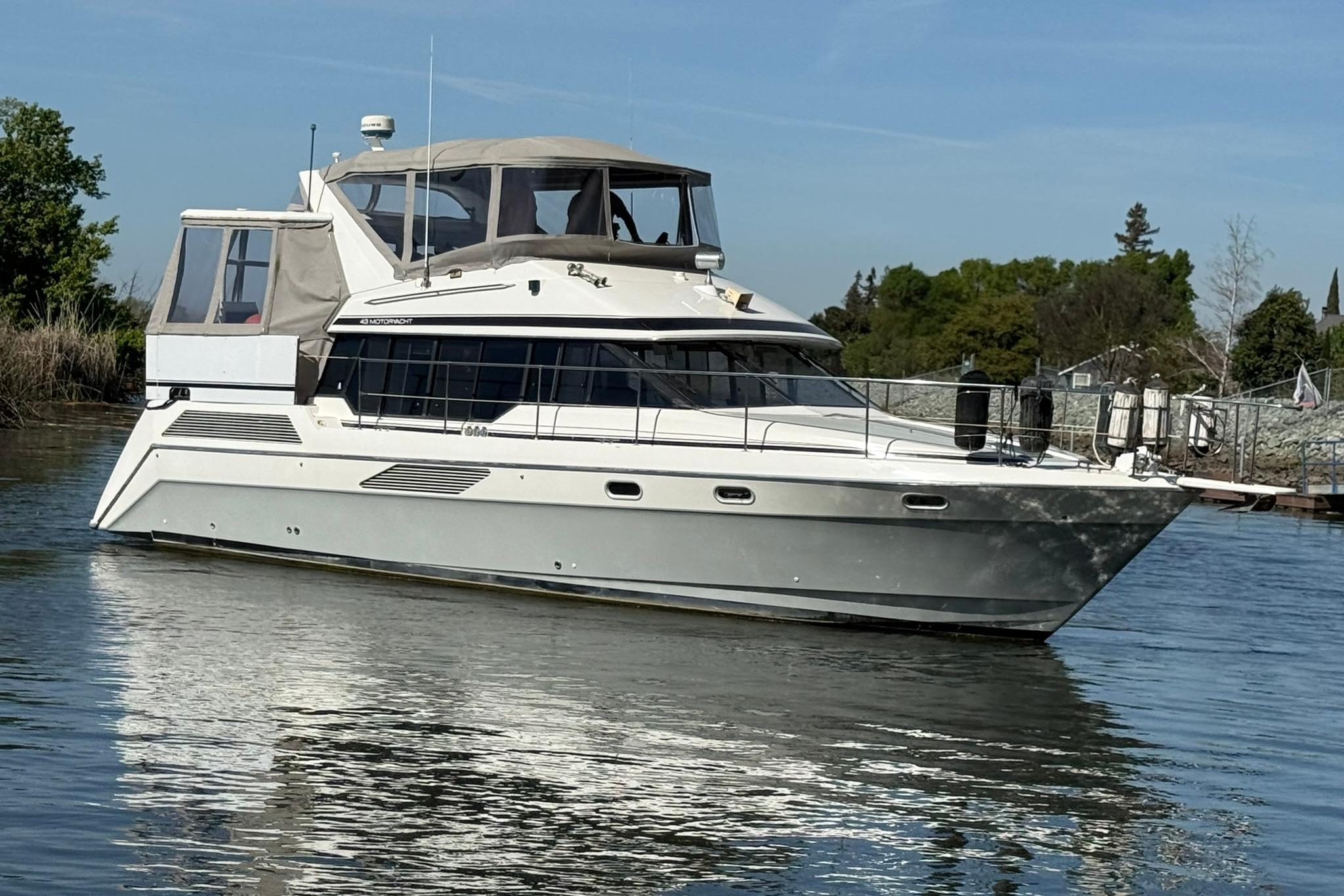 1991 Bayliner 4387 Motoryacht