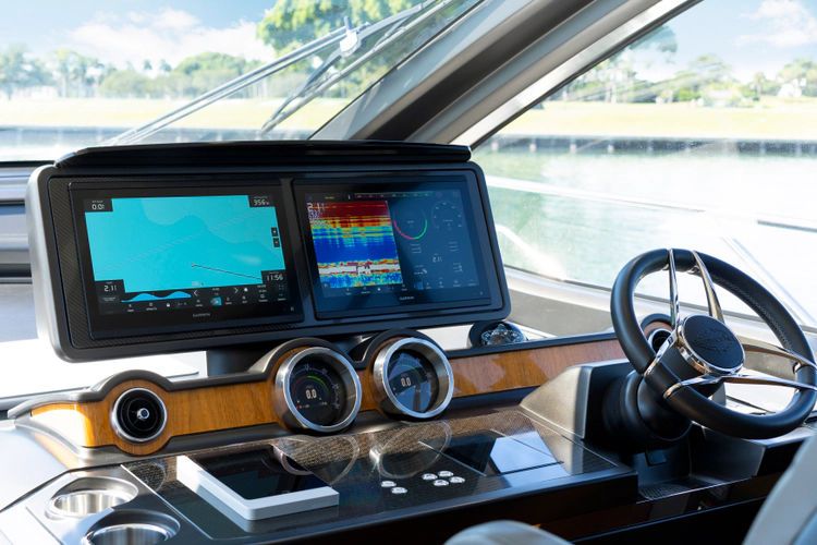 2022 Sunseeker 65 Sport Yacht - Image 29