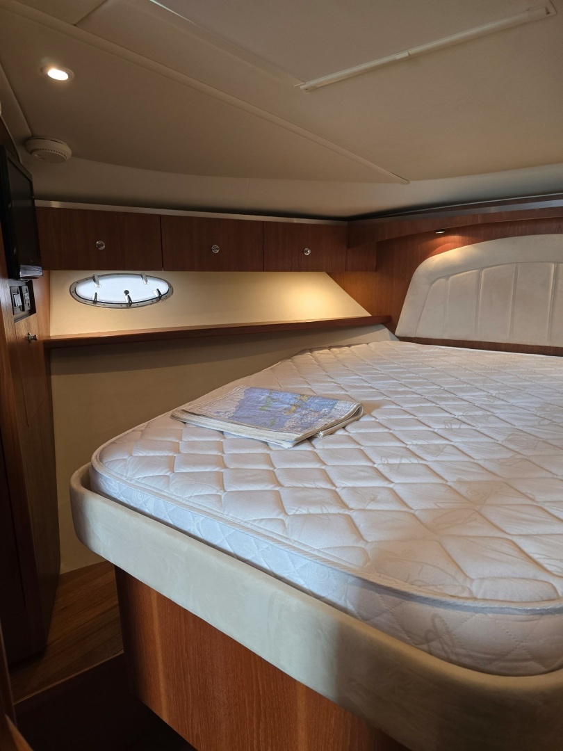 2006 Tiara Yachts 3600 Open - Image 22
