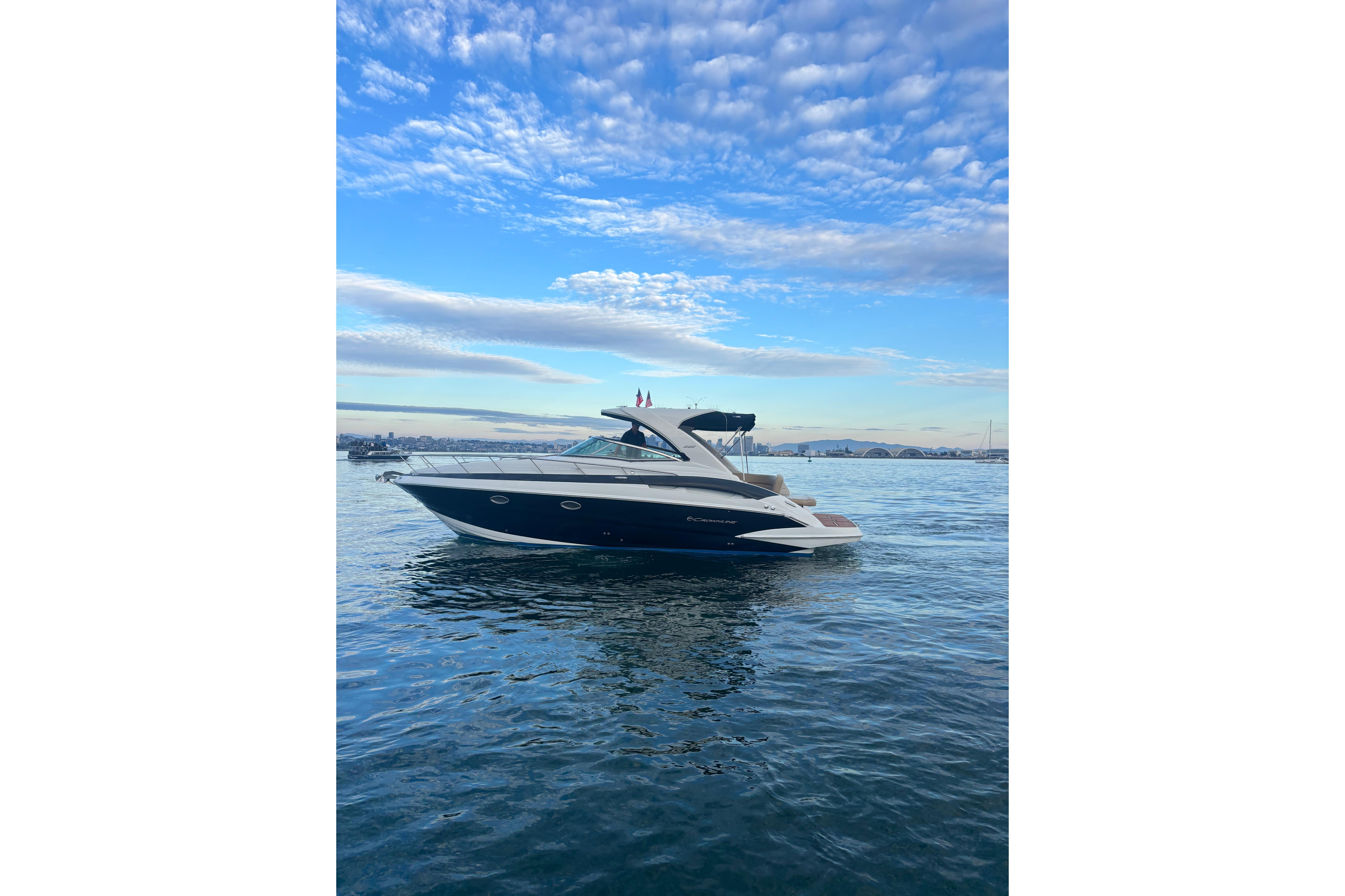2018 Crownline 350 SY