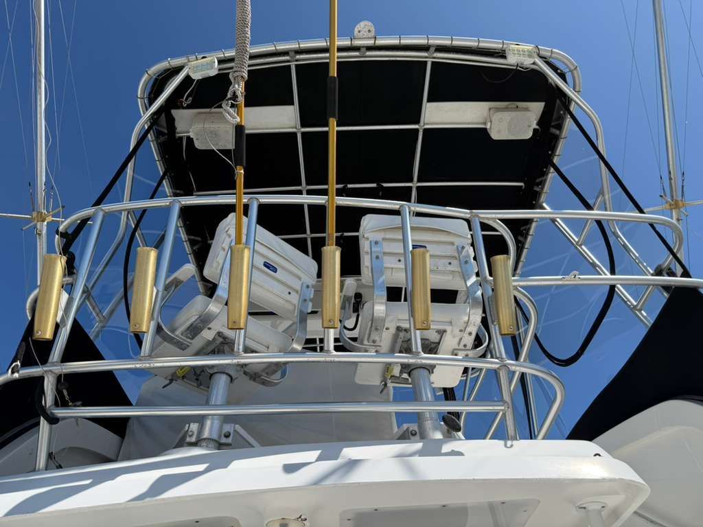 2000 Luhrs Tournament 340 Convertible - 26