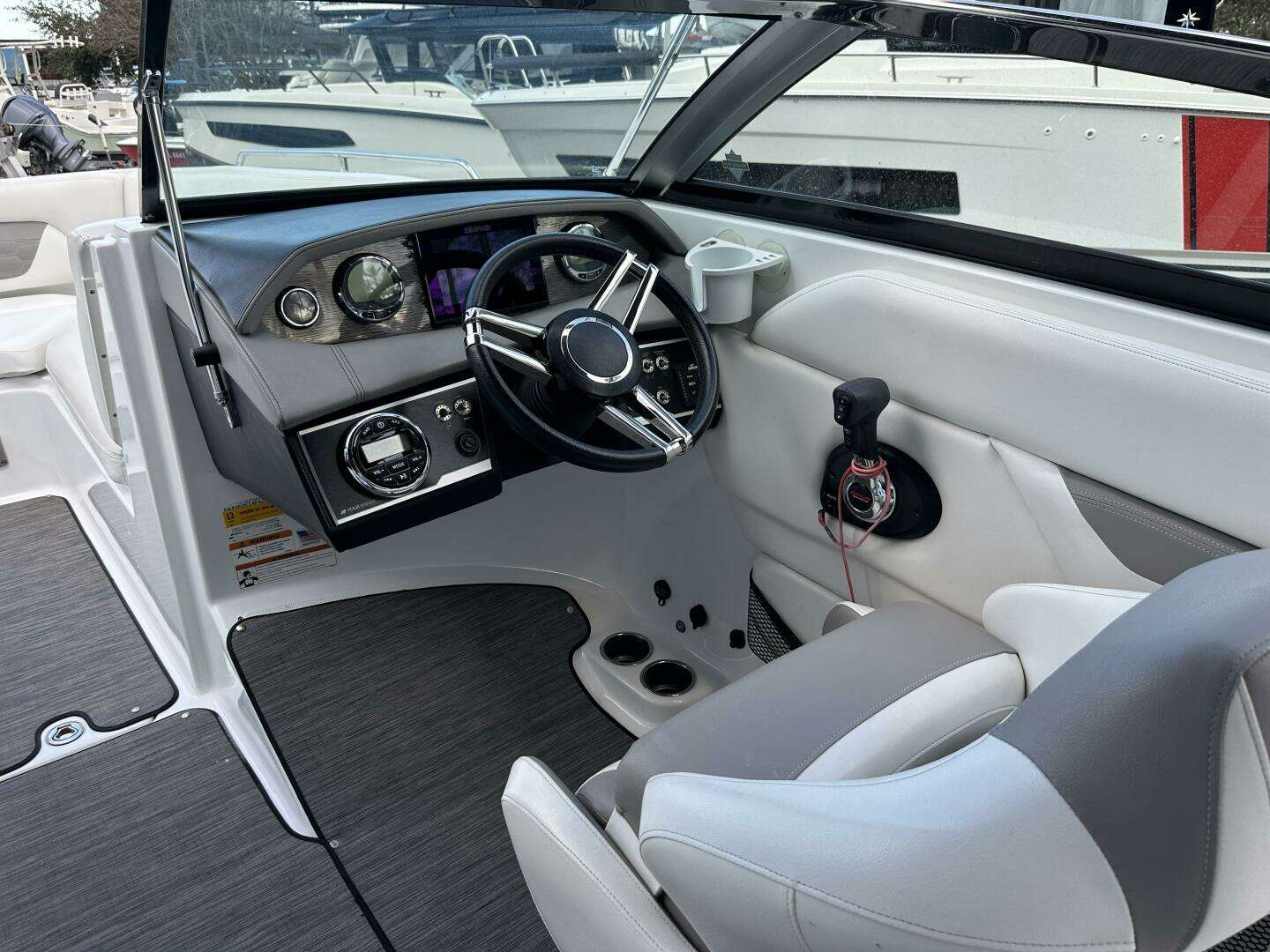 2020 Four Winns HD 240 OB - Image 34
