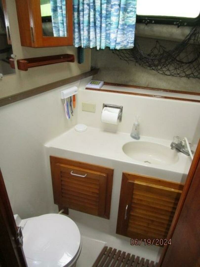 1984 Mainship 40DC - Image 56