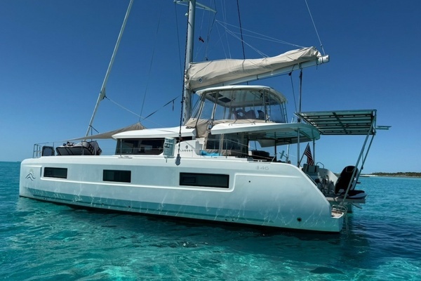 2022 Lagoon 46