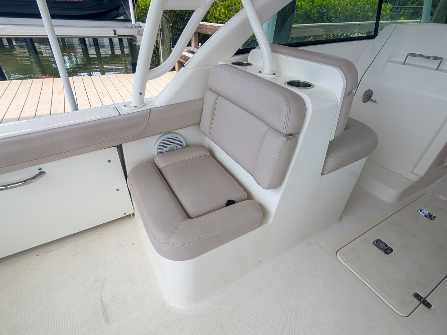 2015 Pursuit DC 265 Dual Console - Image 13