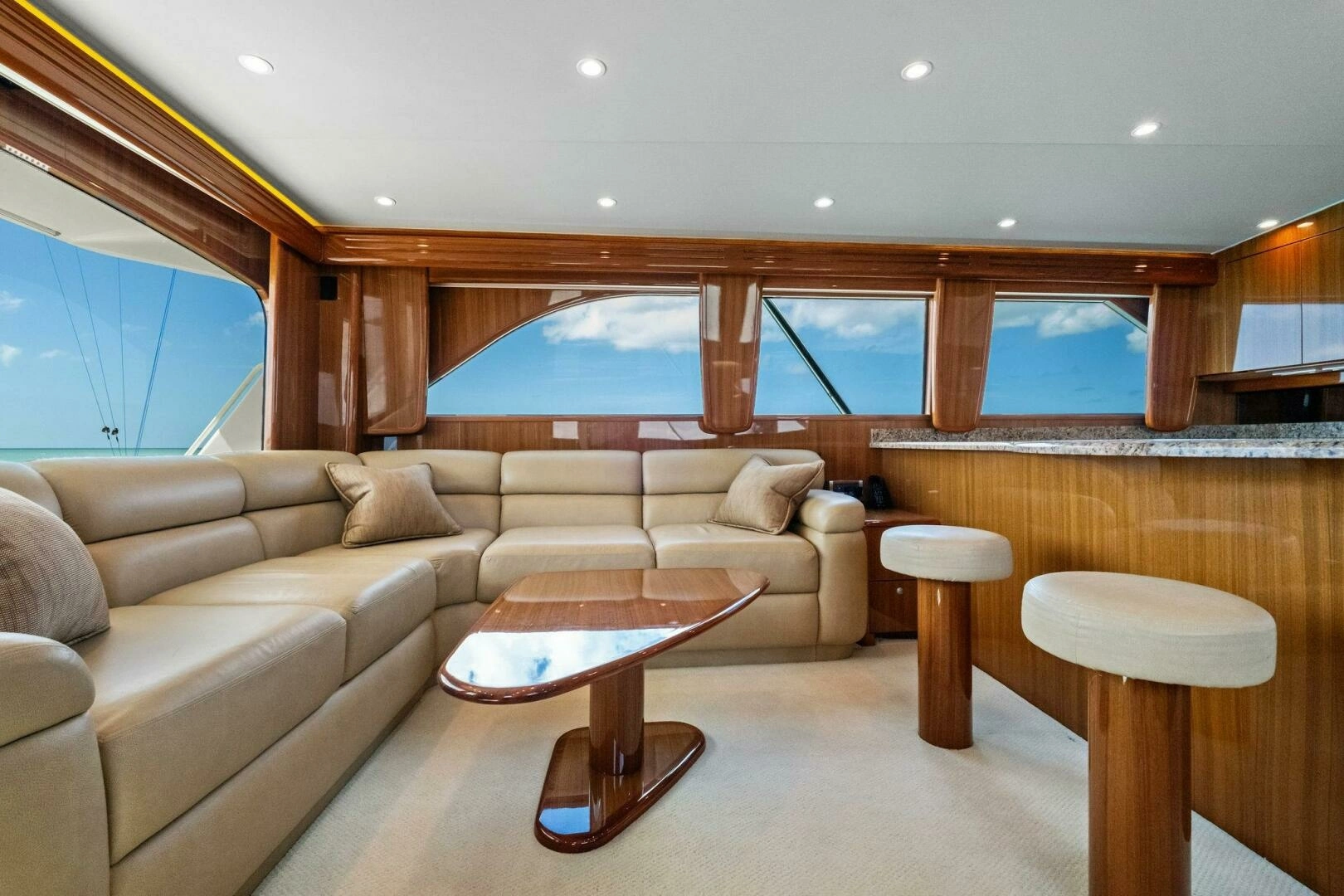 2008 Viking 64 Convertible - Image 34